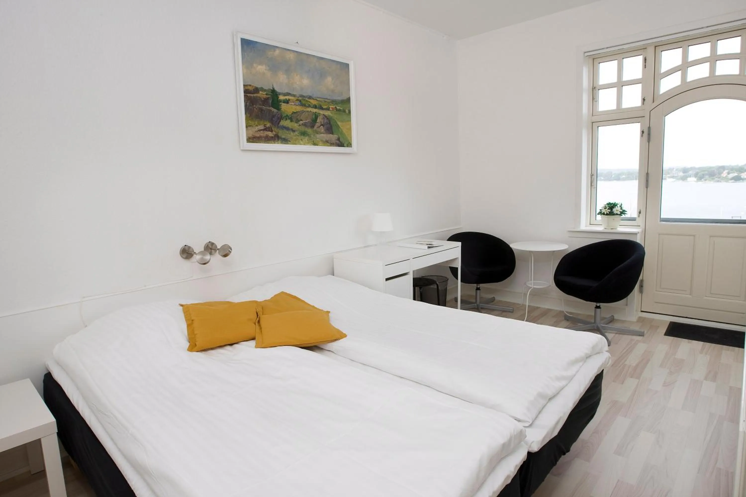 Photo of the whole room, Bed in Hotel Troense