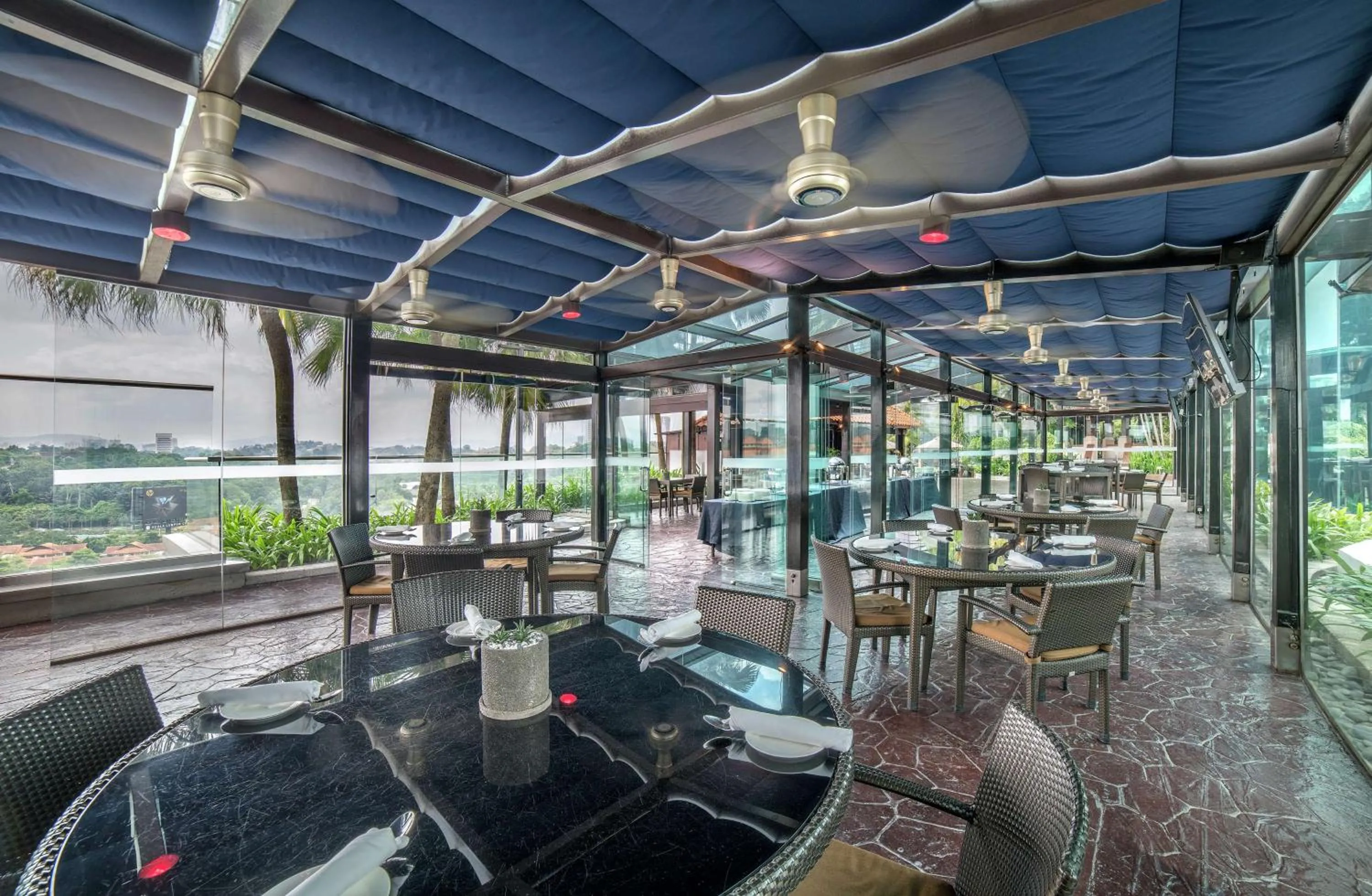 Restaurant/places to eat in Hilton Kuala Lumpur