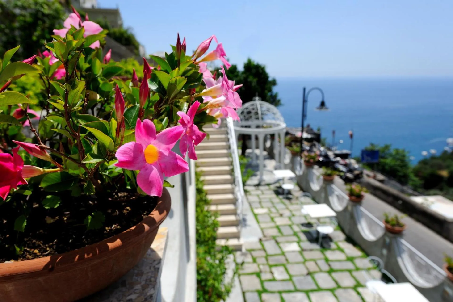Property building in Villa Guarracino Amalfi