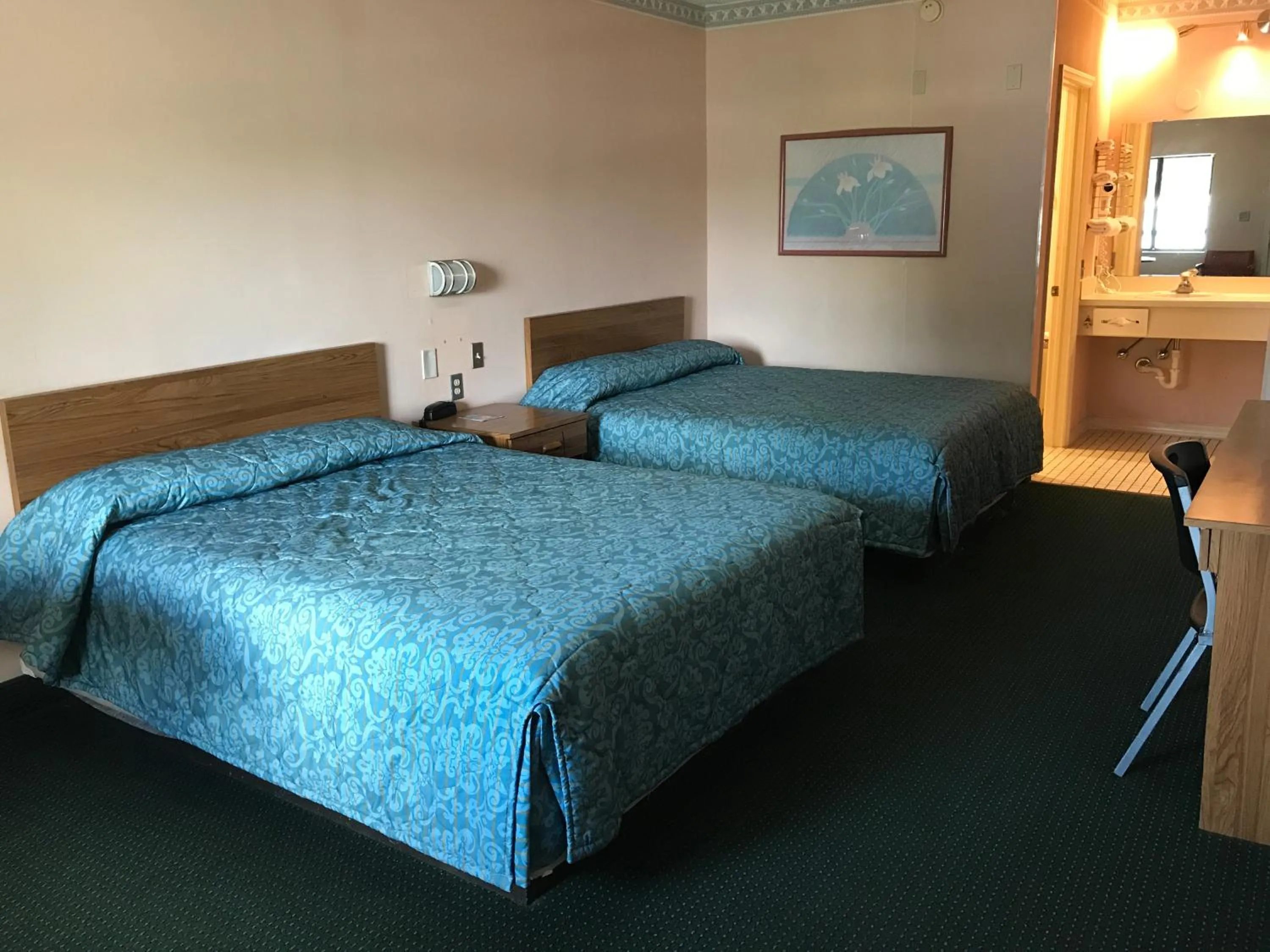 Flamingo Inn