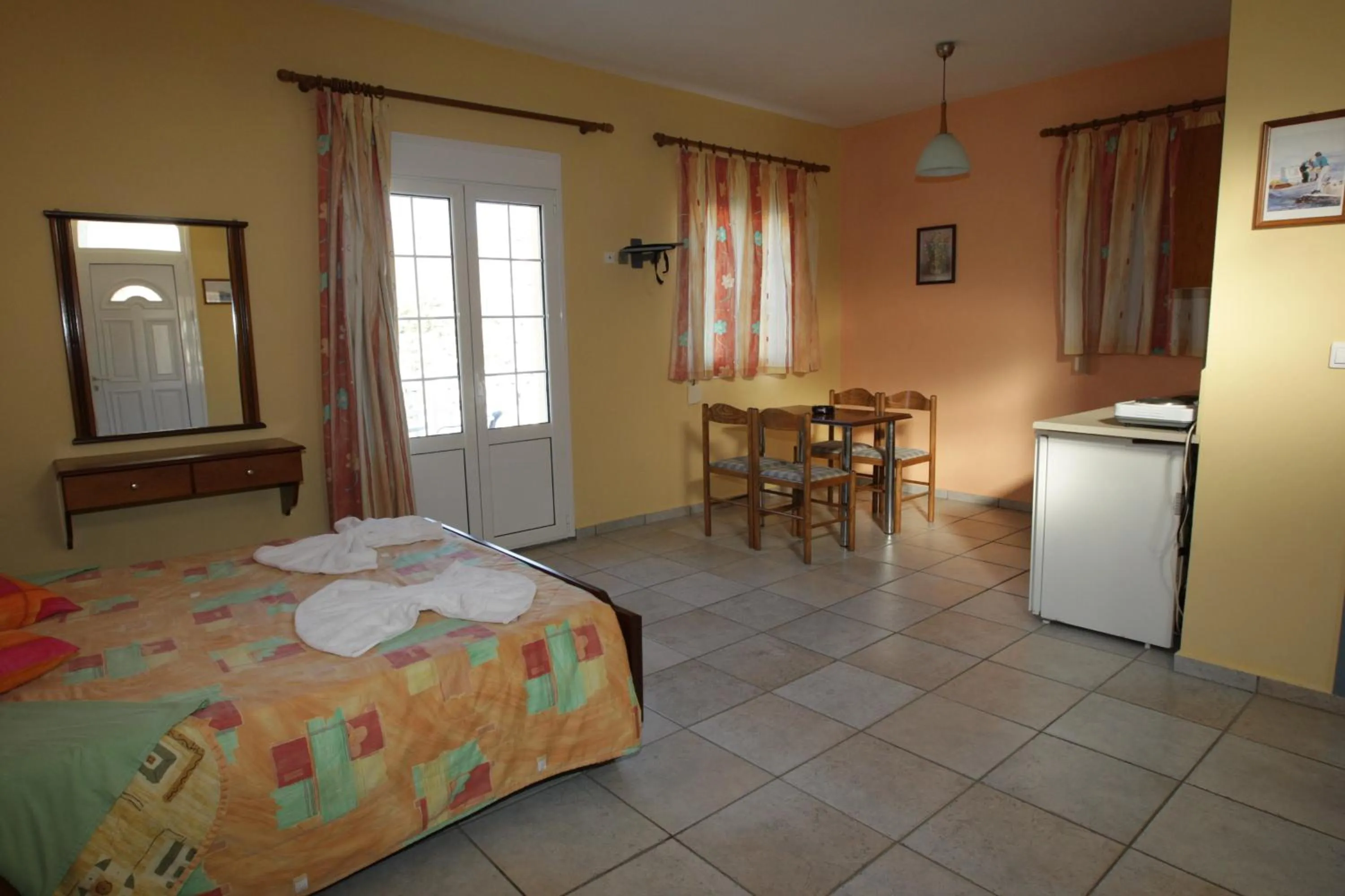 Bed in Elefteria Hotel