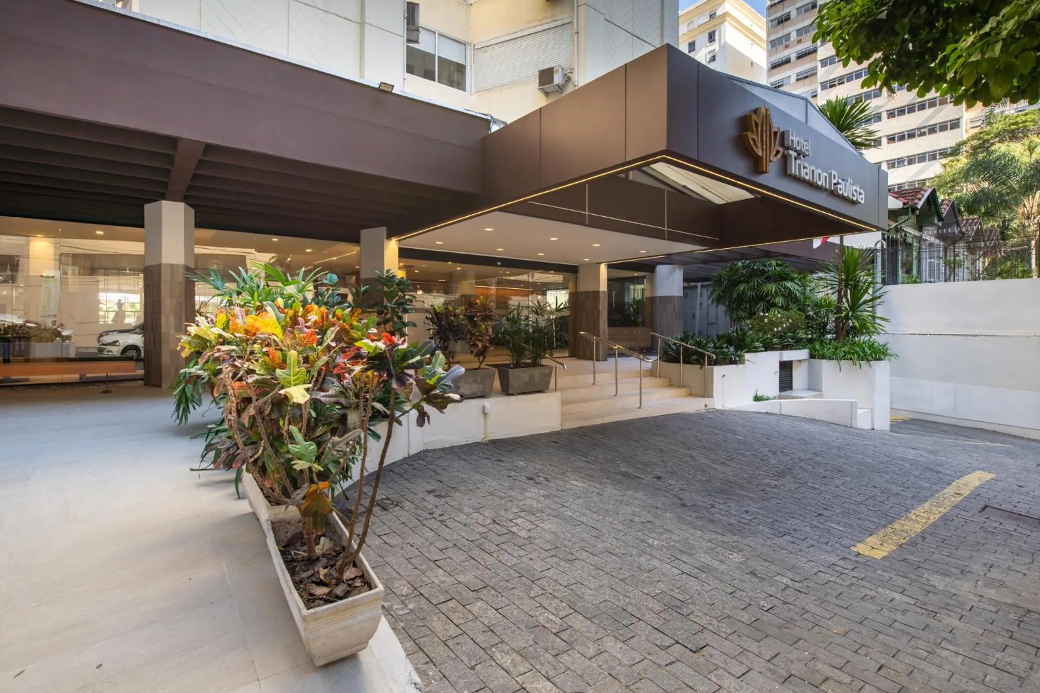 Facade/entrance in Hotel Trianon Paulista