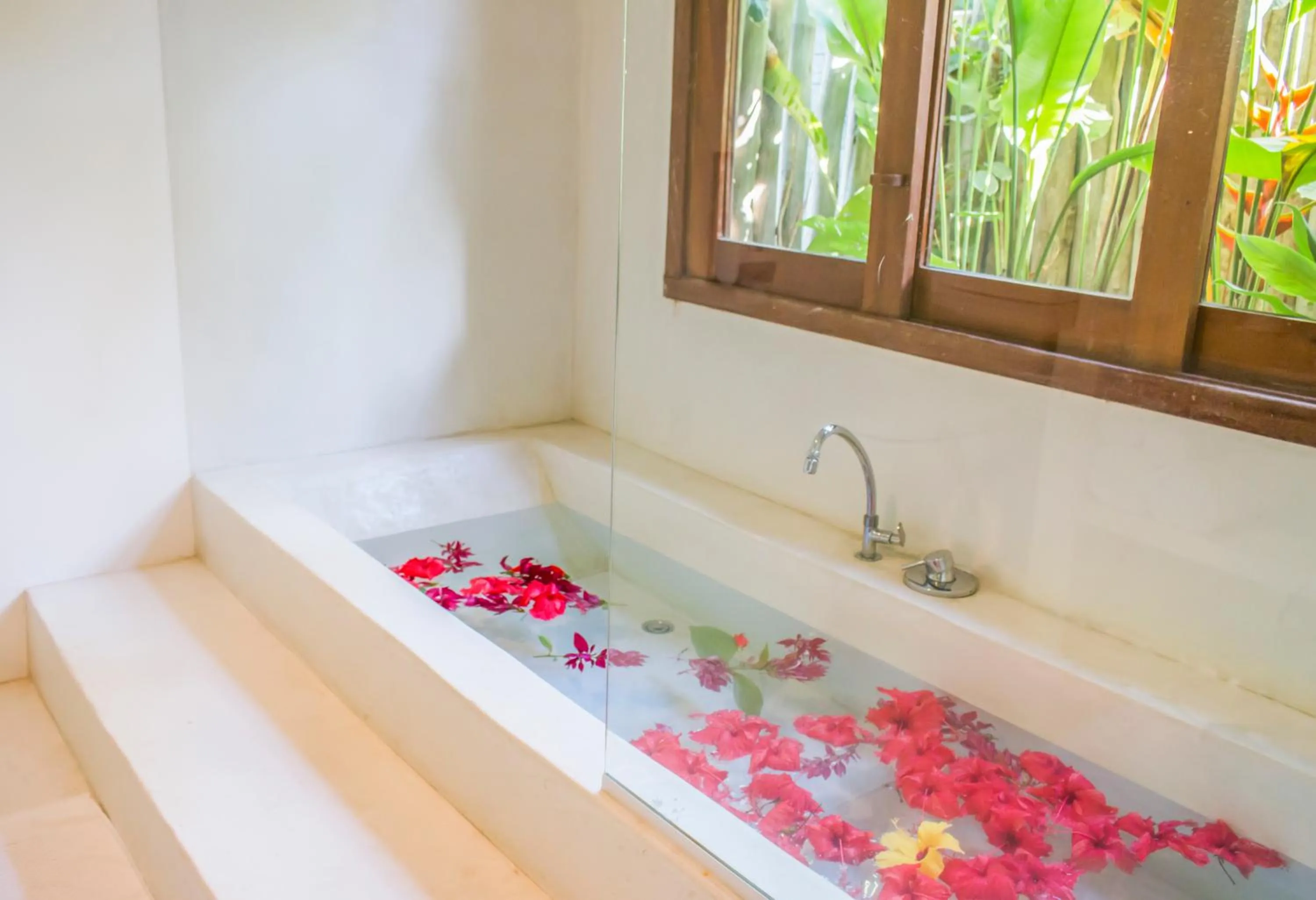 Bath in Pousada Calypso