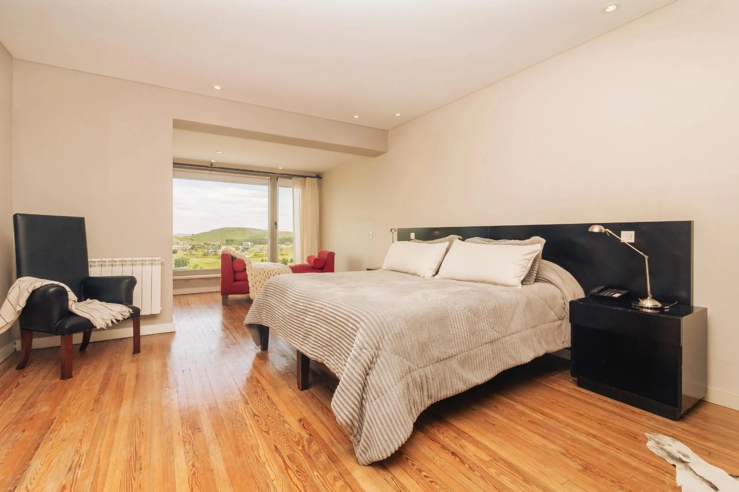 Bed in Amaike Hotel Golf & Spa