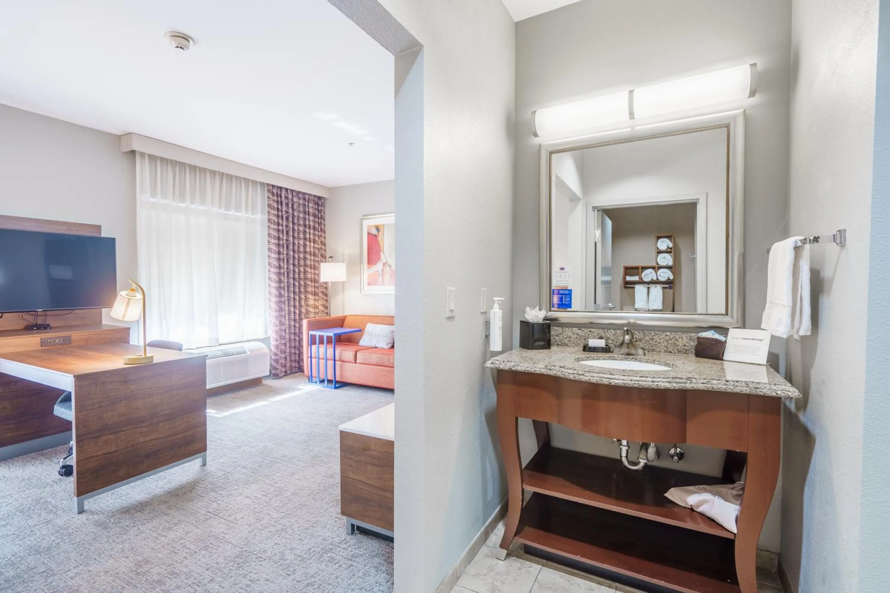 Bed in Hampton Inn & Suites Abilene I-20