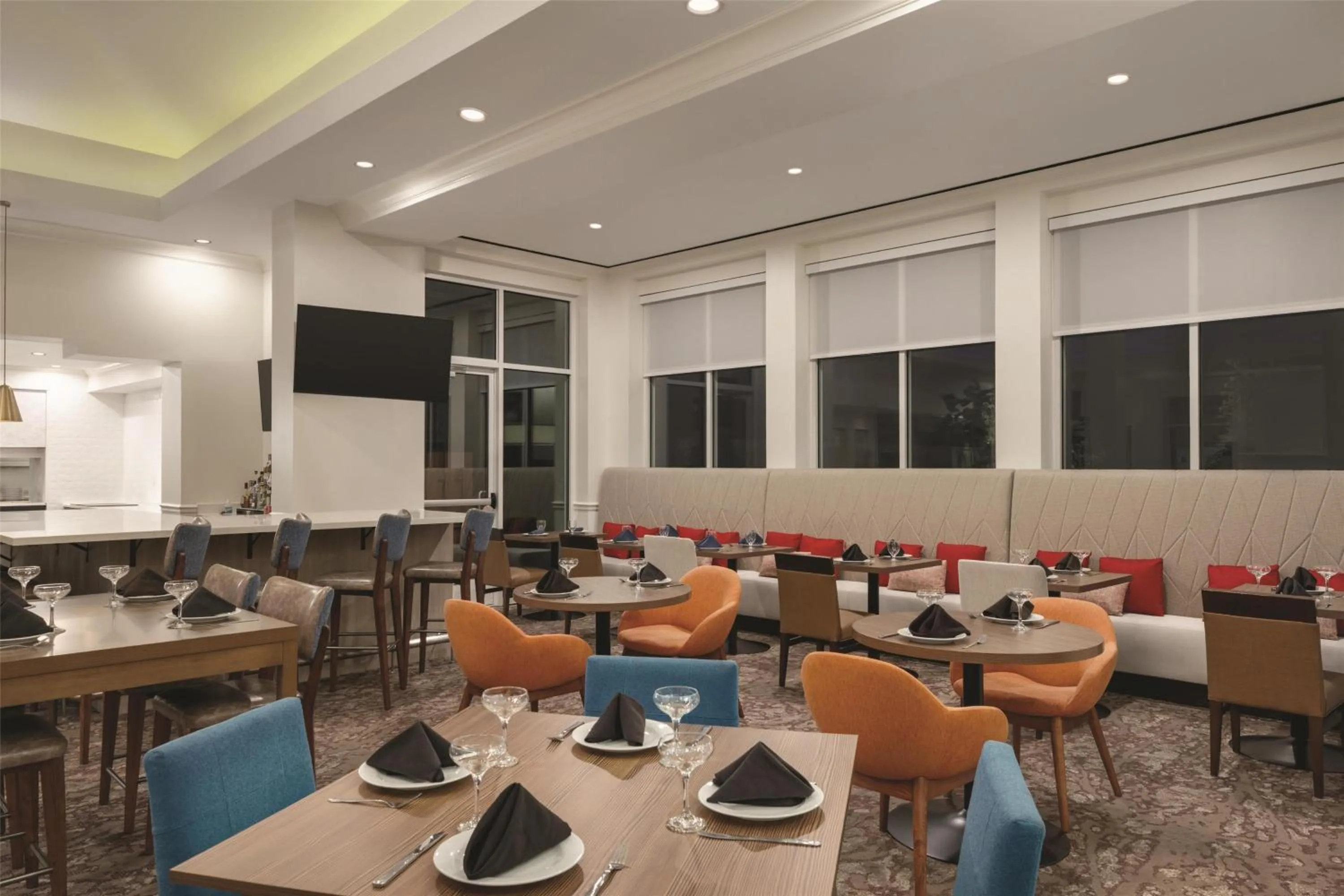 Lounge or bar in Hilton Garden Inn Allentown Bethlehem Airport