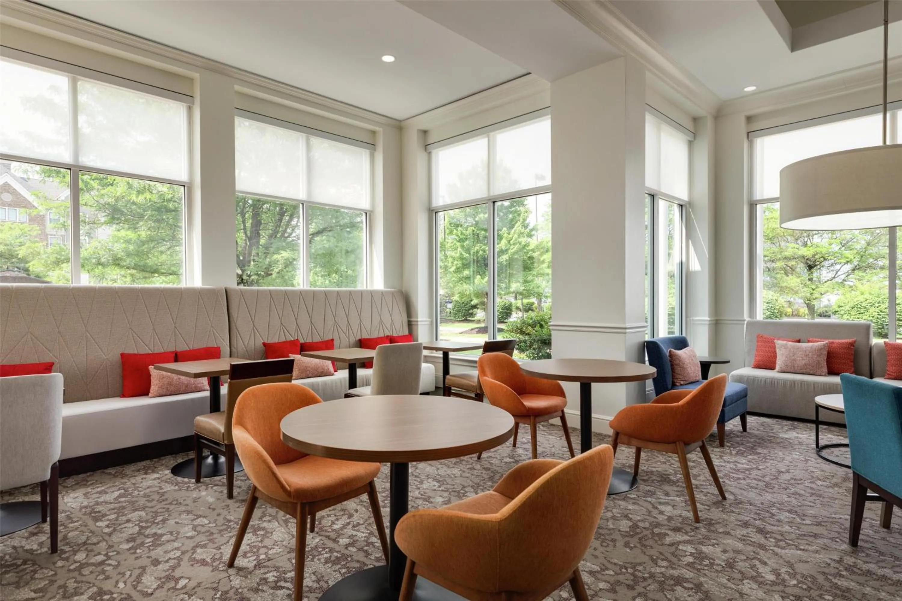 Restaurant/places to eat in Hilton Garden Inn Allentown Bethlehem Airport