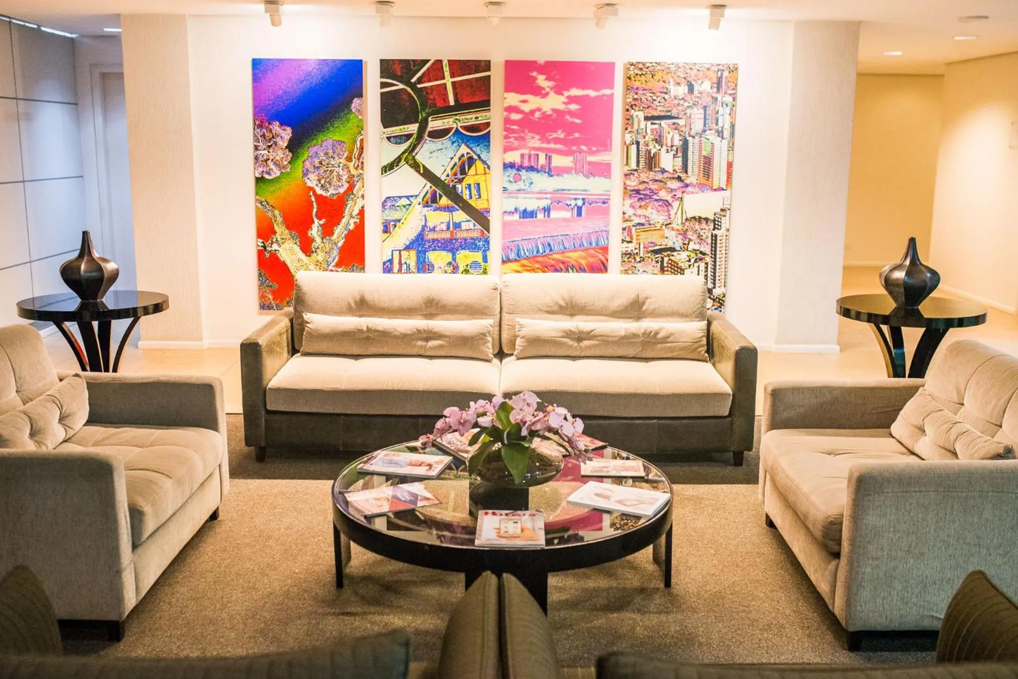 Area and facilities in Hotel Boulevard