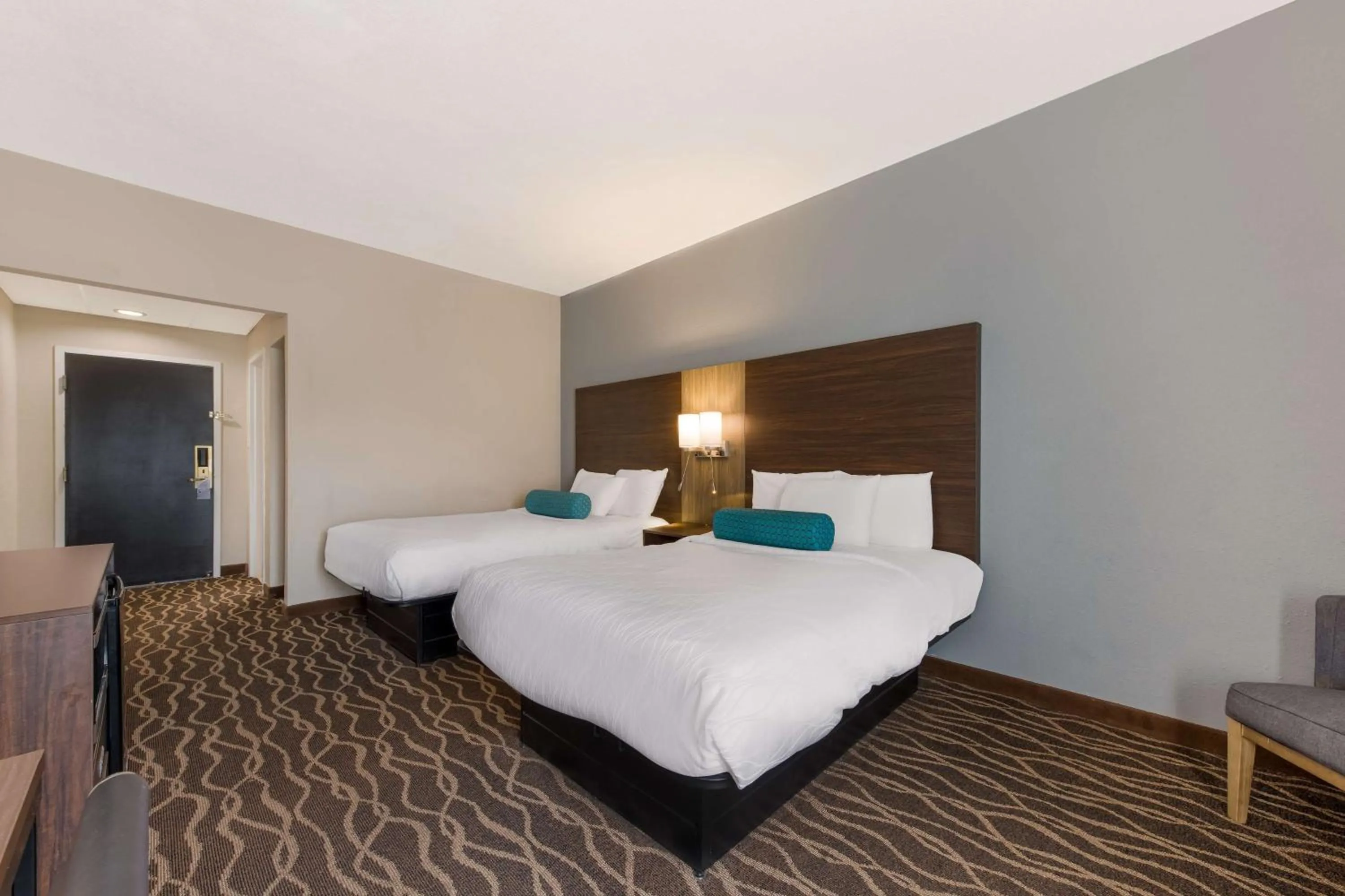 Bedroom, Bed in Best Western Albemarle Inn