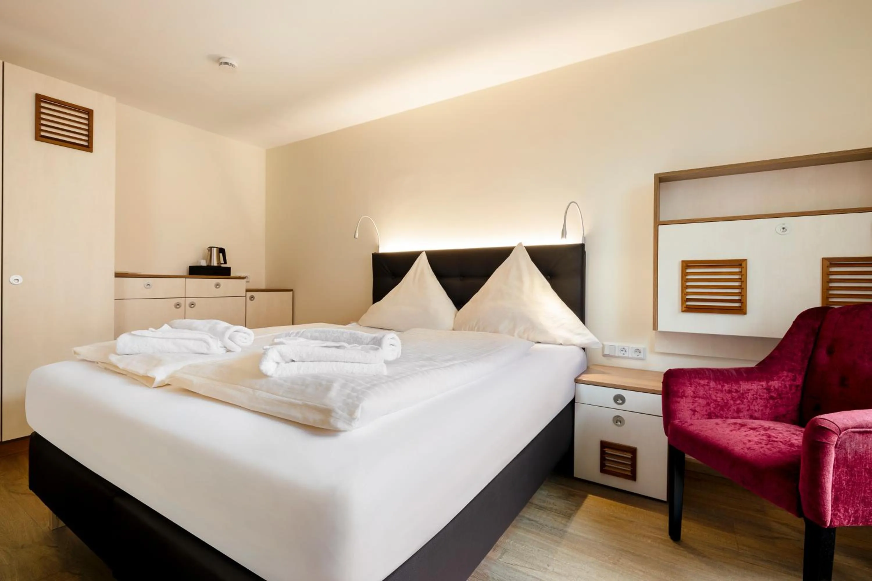 Bed in Hotel Helgolandia