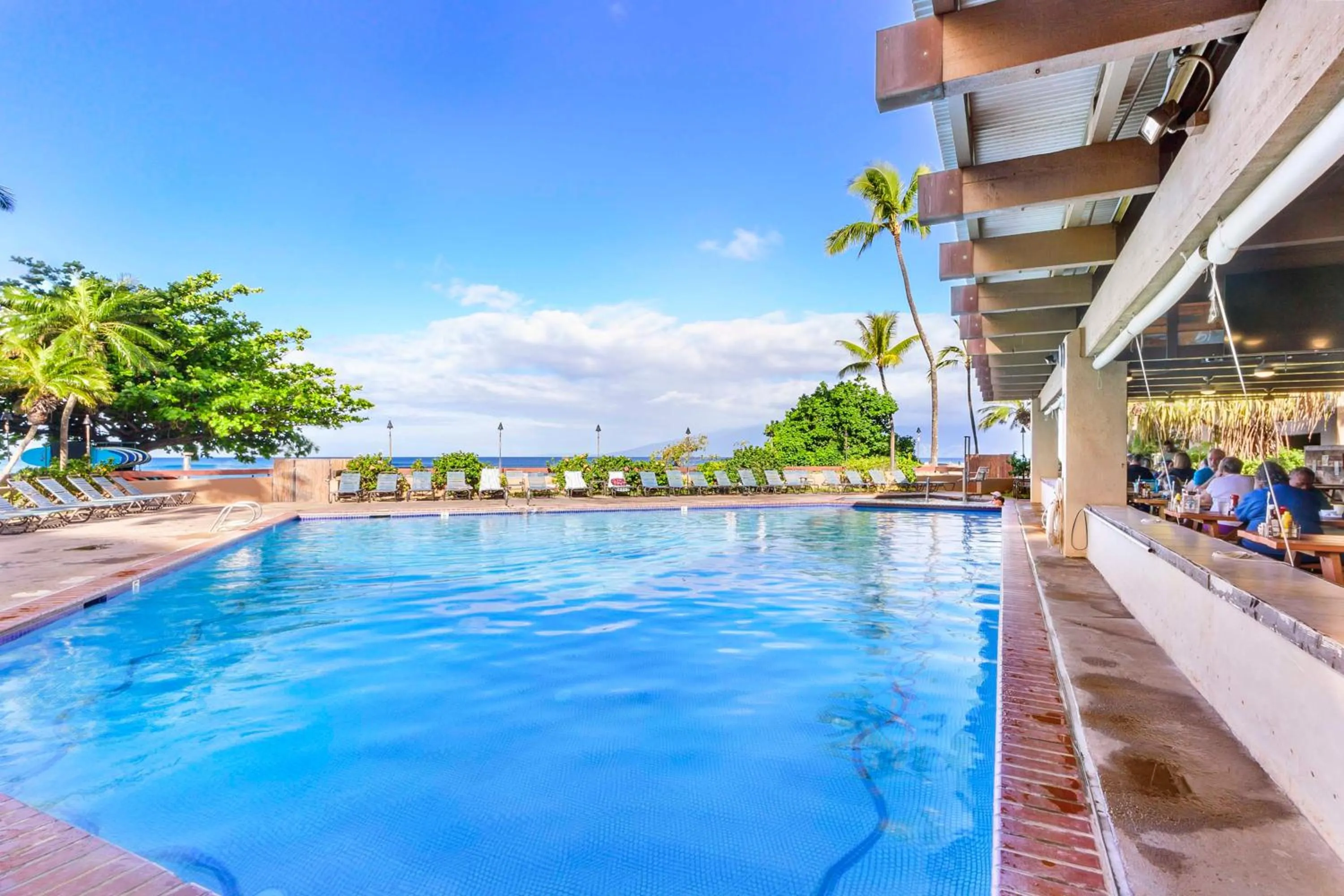 Swimming pool in Sands of Kahana Vacation Club