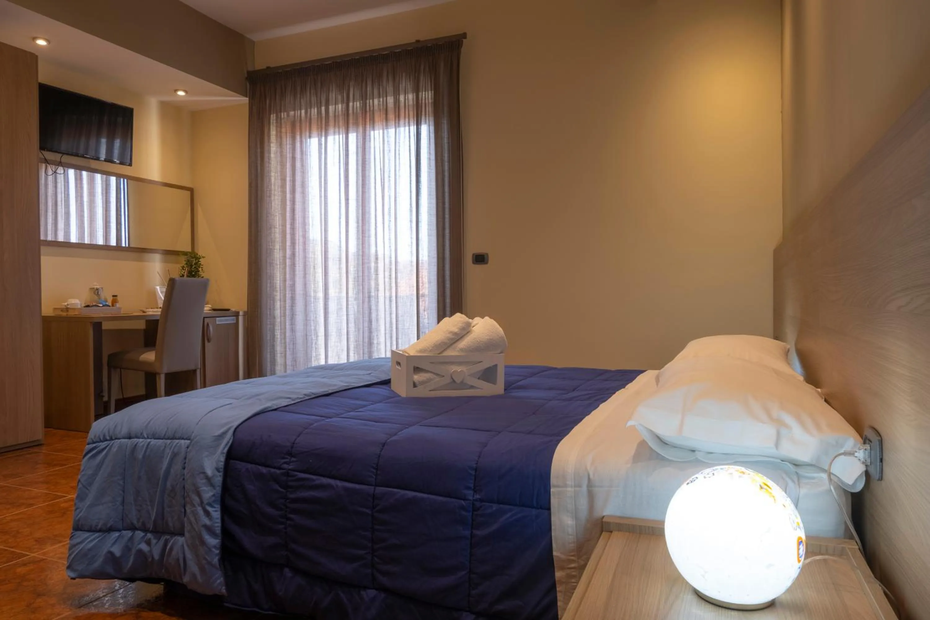 TV and multimedia, Bed in B&B a due passi dal mare