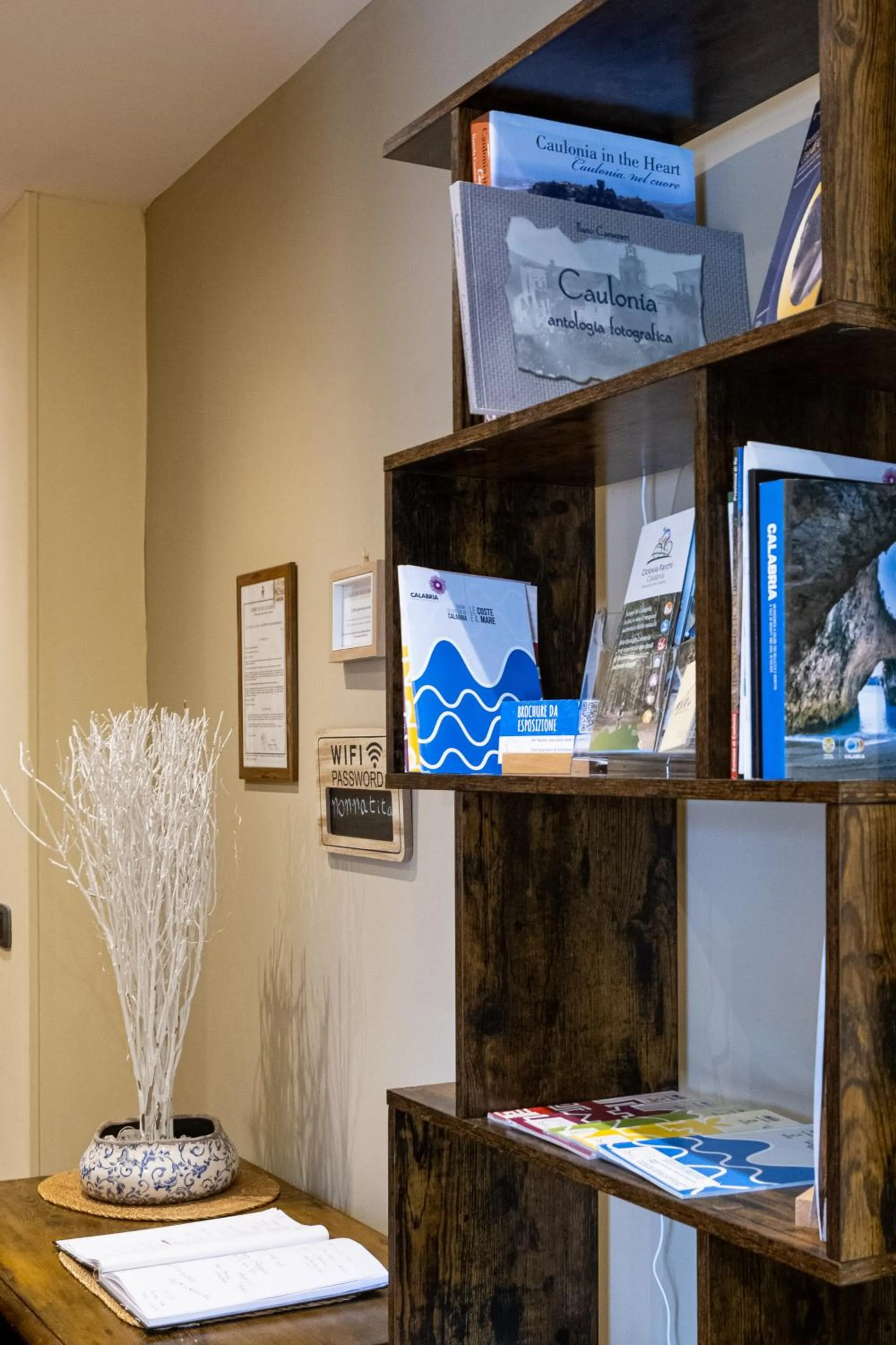 Library in B&B a due passi dal mare