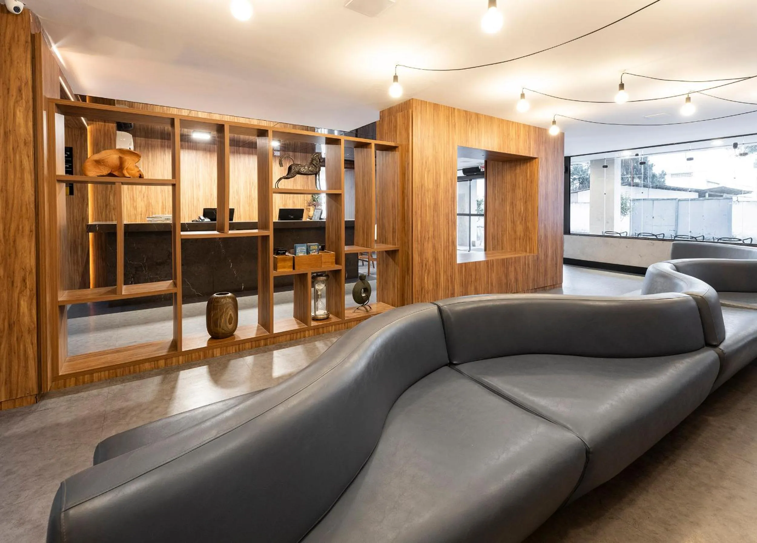 Communal lounge/ TV room in HM Hotel