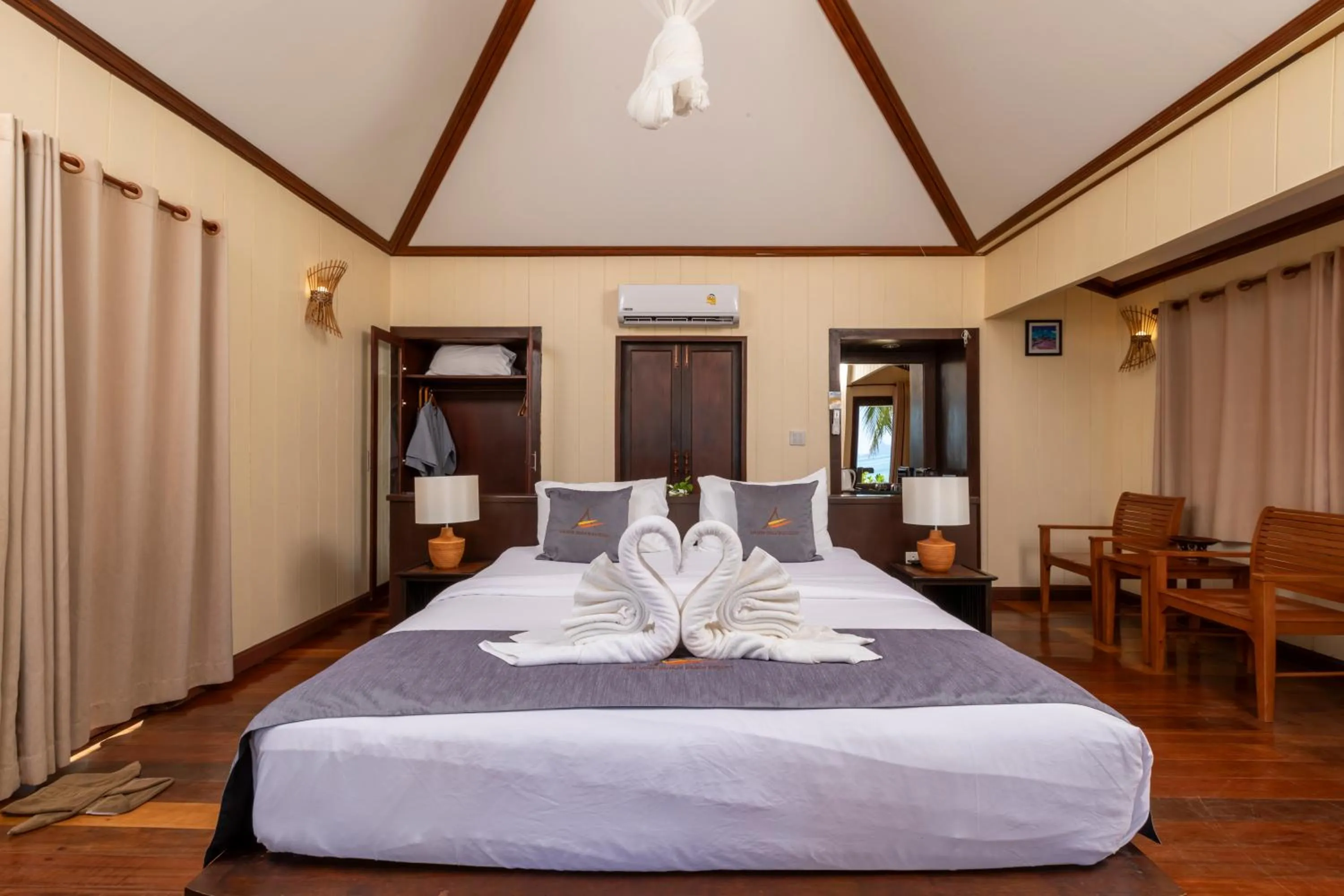 Bed in Koh Mook Sivalai Beach Resort