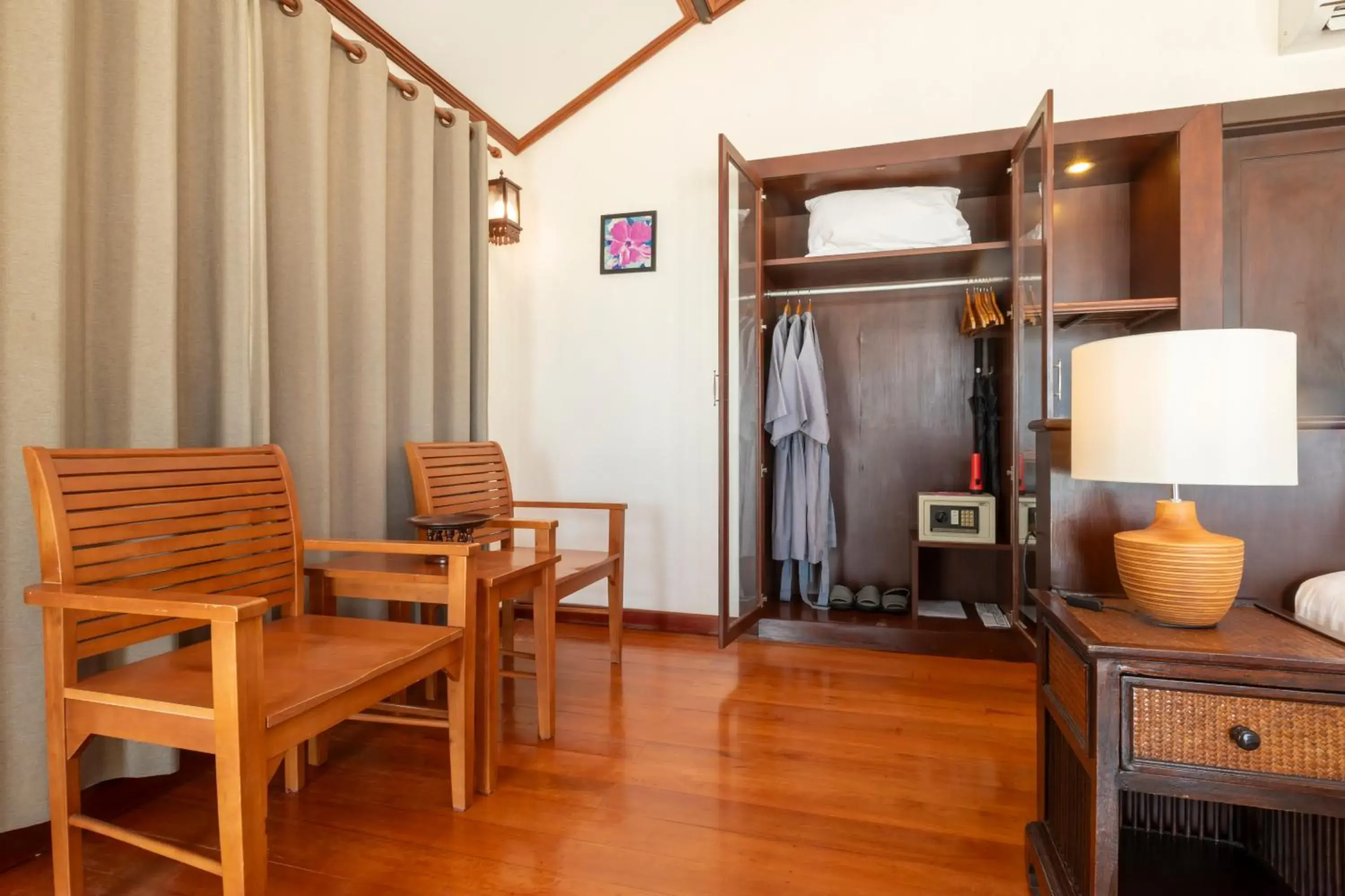Deluxe Beachfront Villa Double in Koh Mook Sivalai Beach Resort Deluxe Beachfront Villa Double in Koh Mook Sivalai Beach Resort