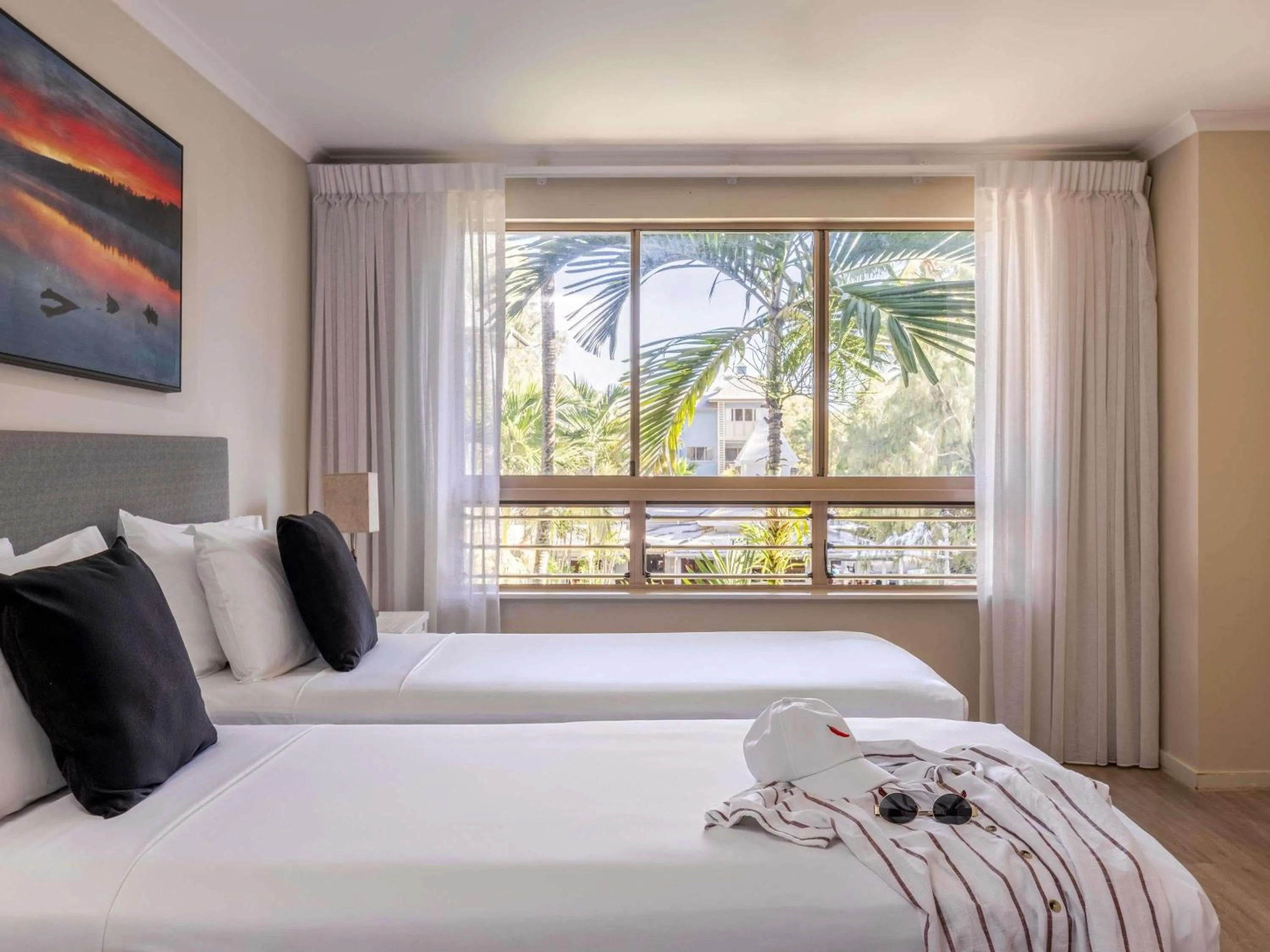 Bedroom, Bed in Mantra Amphora