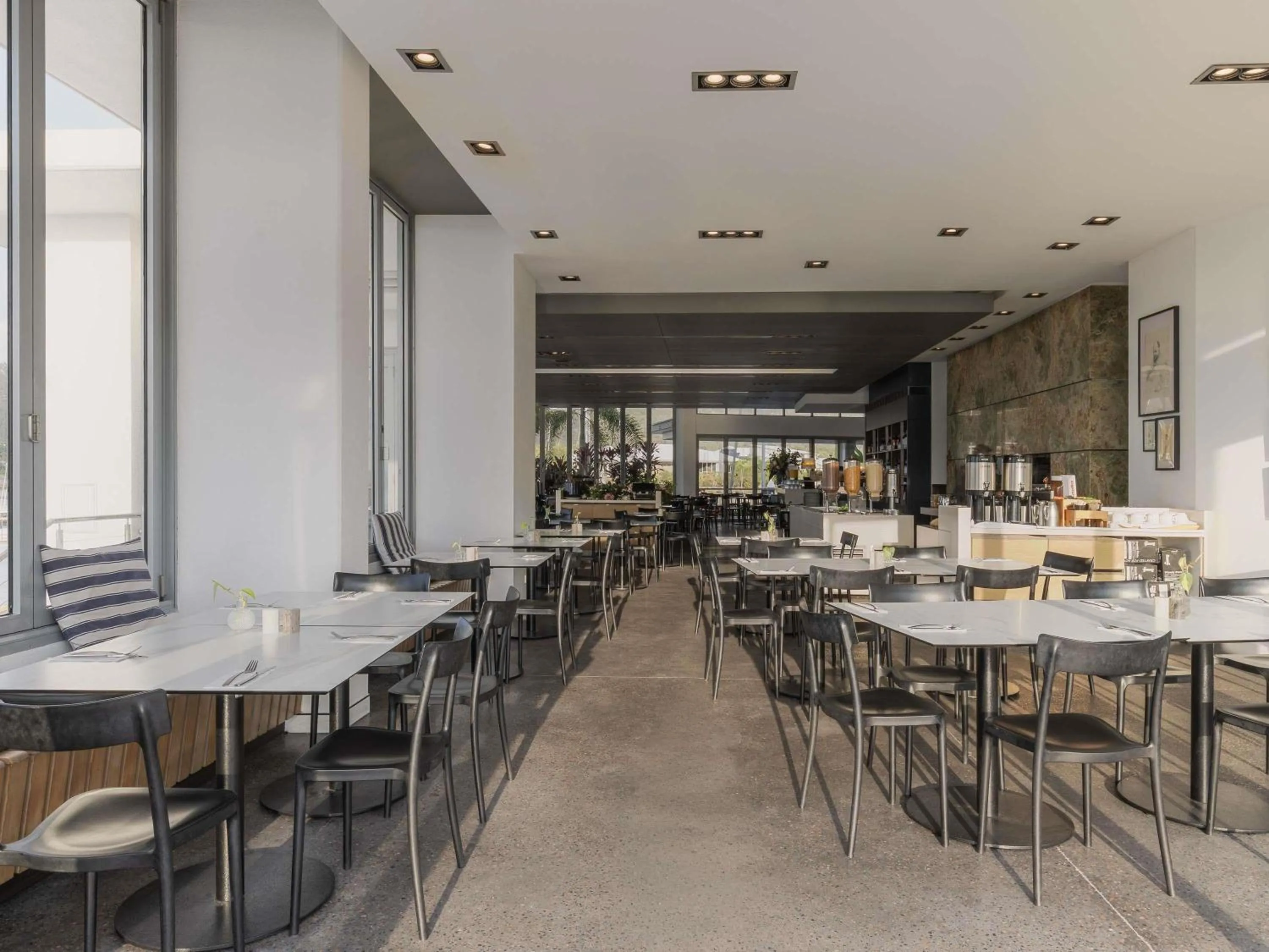 Restaurant/places to eat in Peppers Blue on Blue