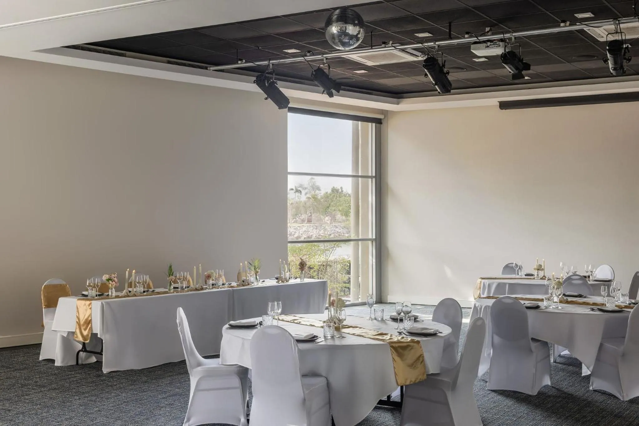 wedding in Peppers Blue on Blue