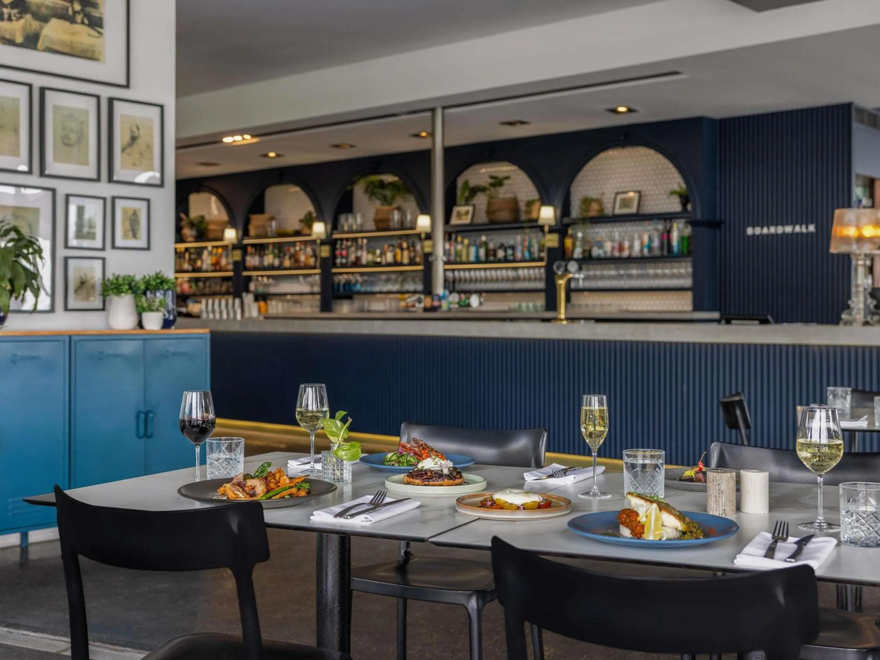 Restaurant/places to eat in Peppers Blue on Blue