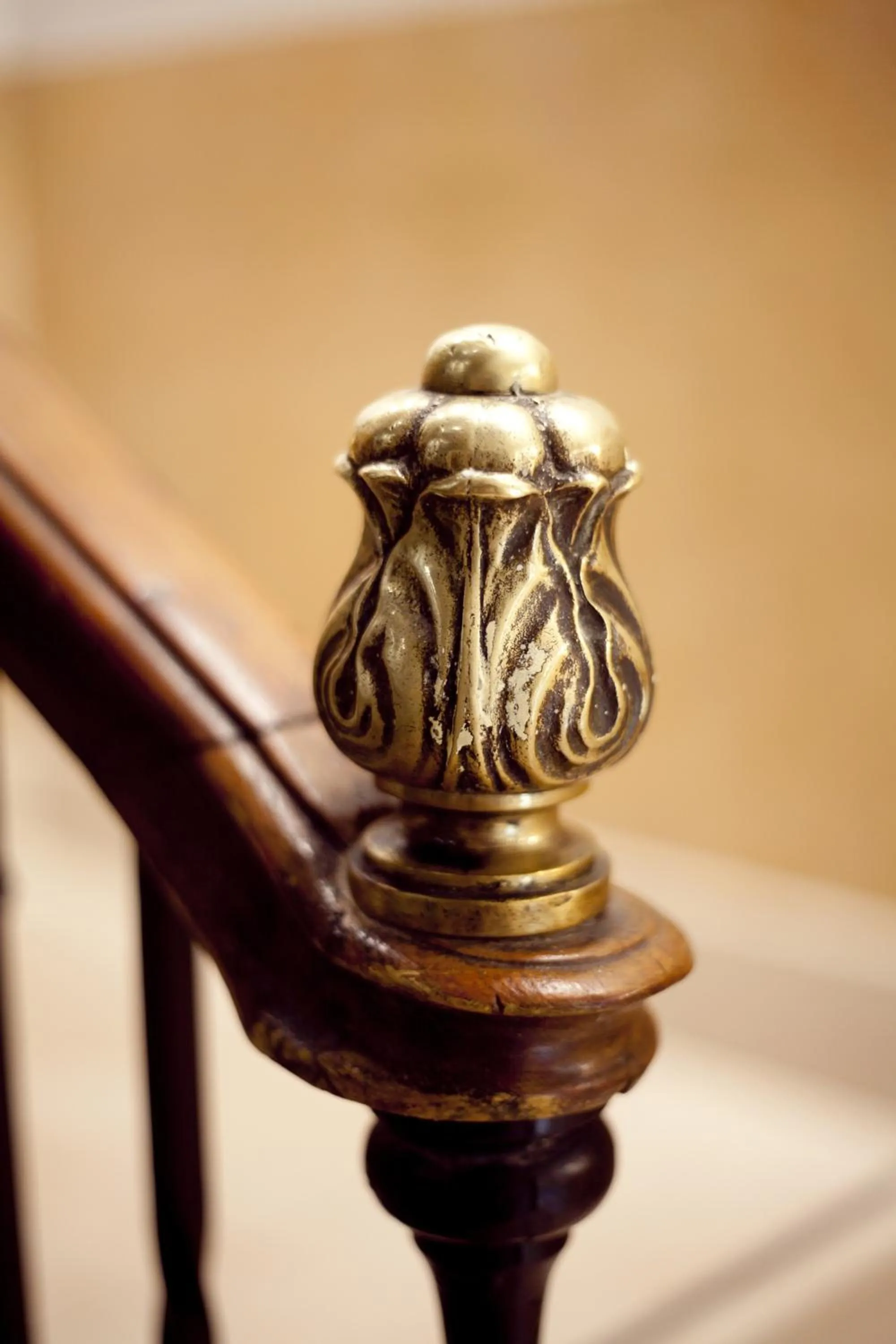 Decorative detail in Pepita Lodge