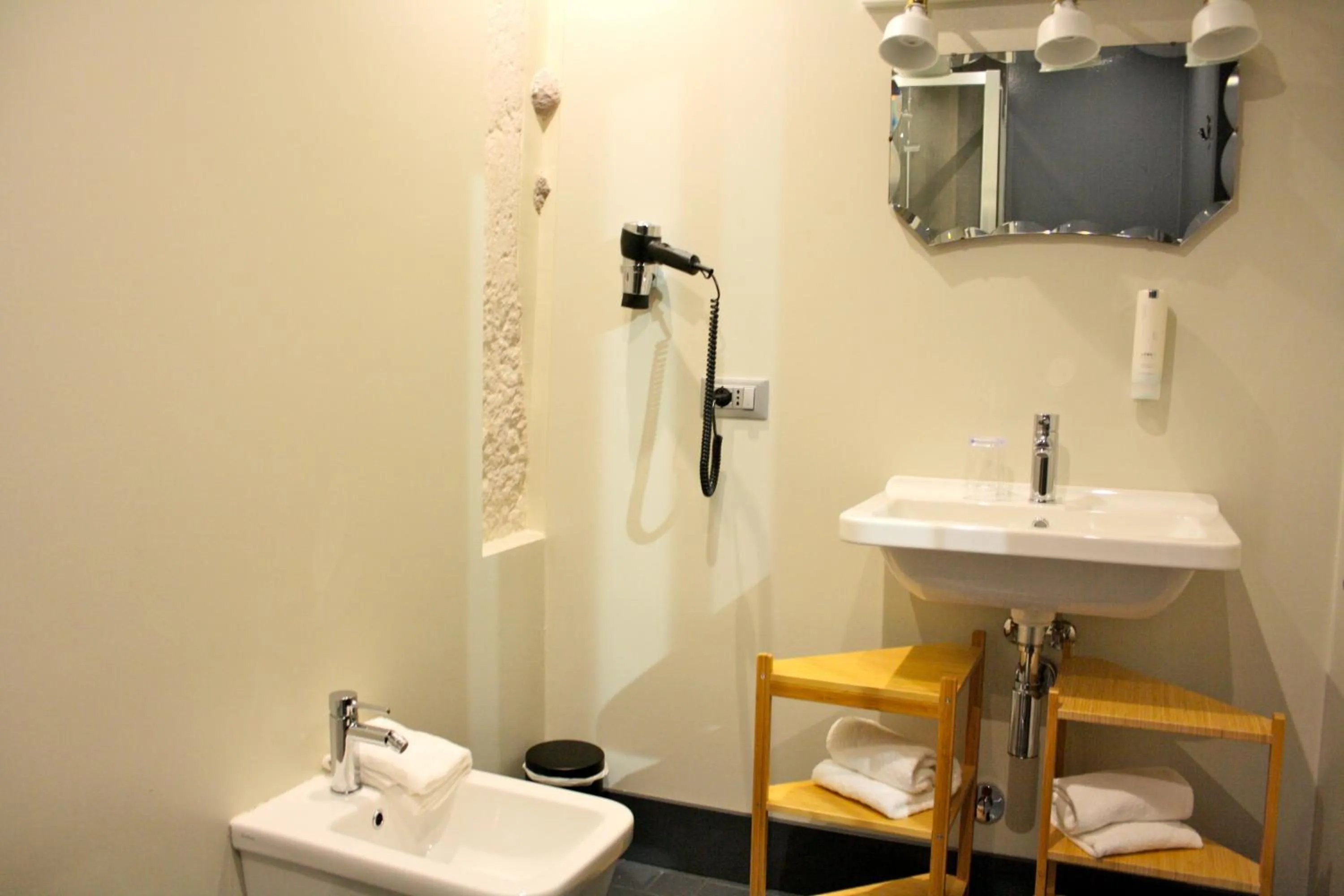 Bathroom in Pepita Lodge