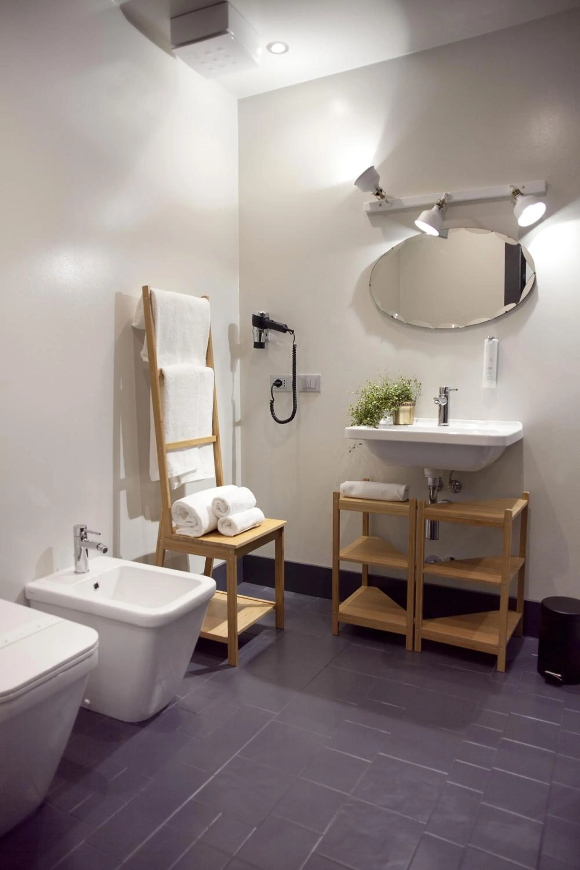 Bathroom in Pepita Lodge