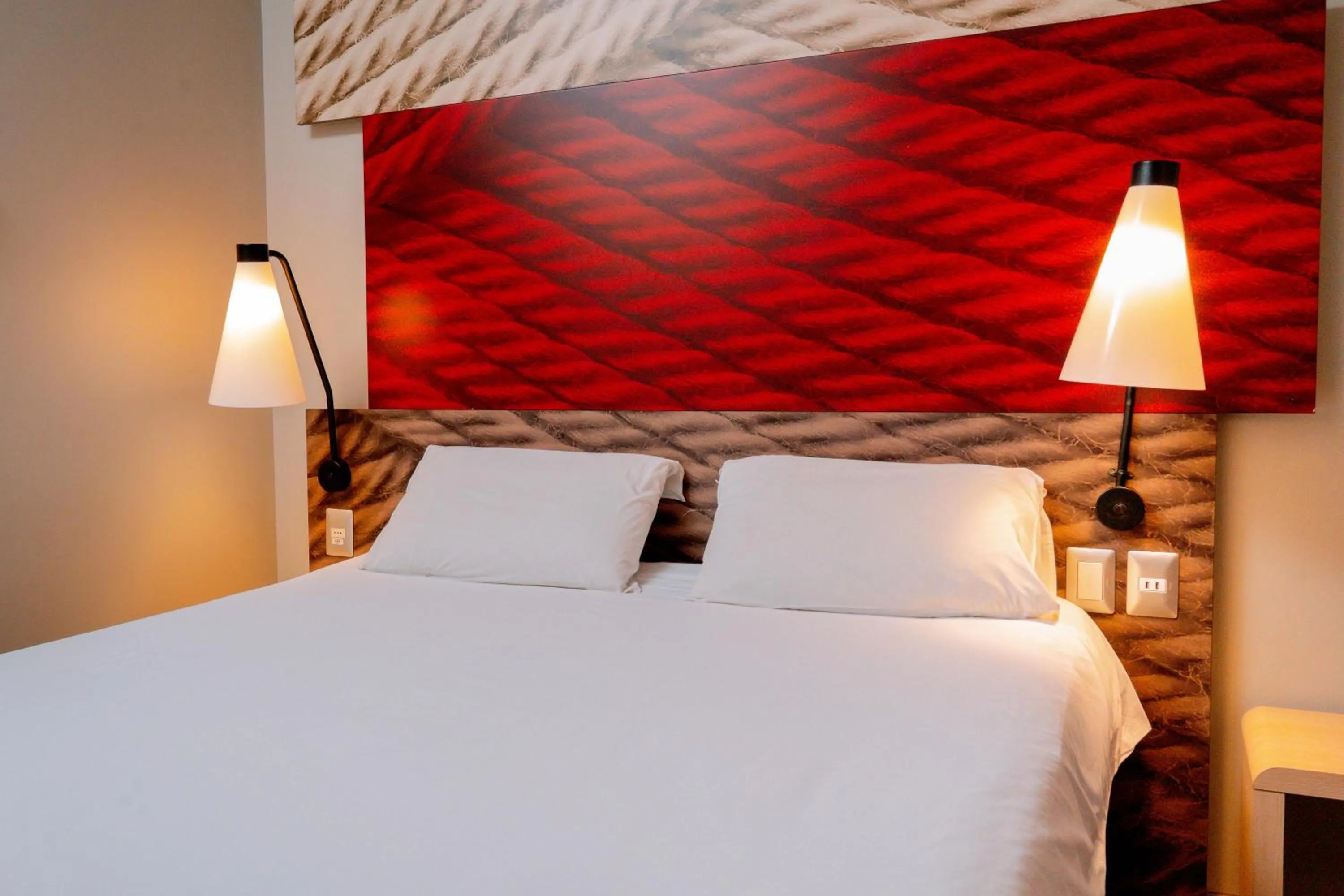 Property building, Bed in ibis Copiapo