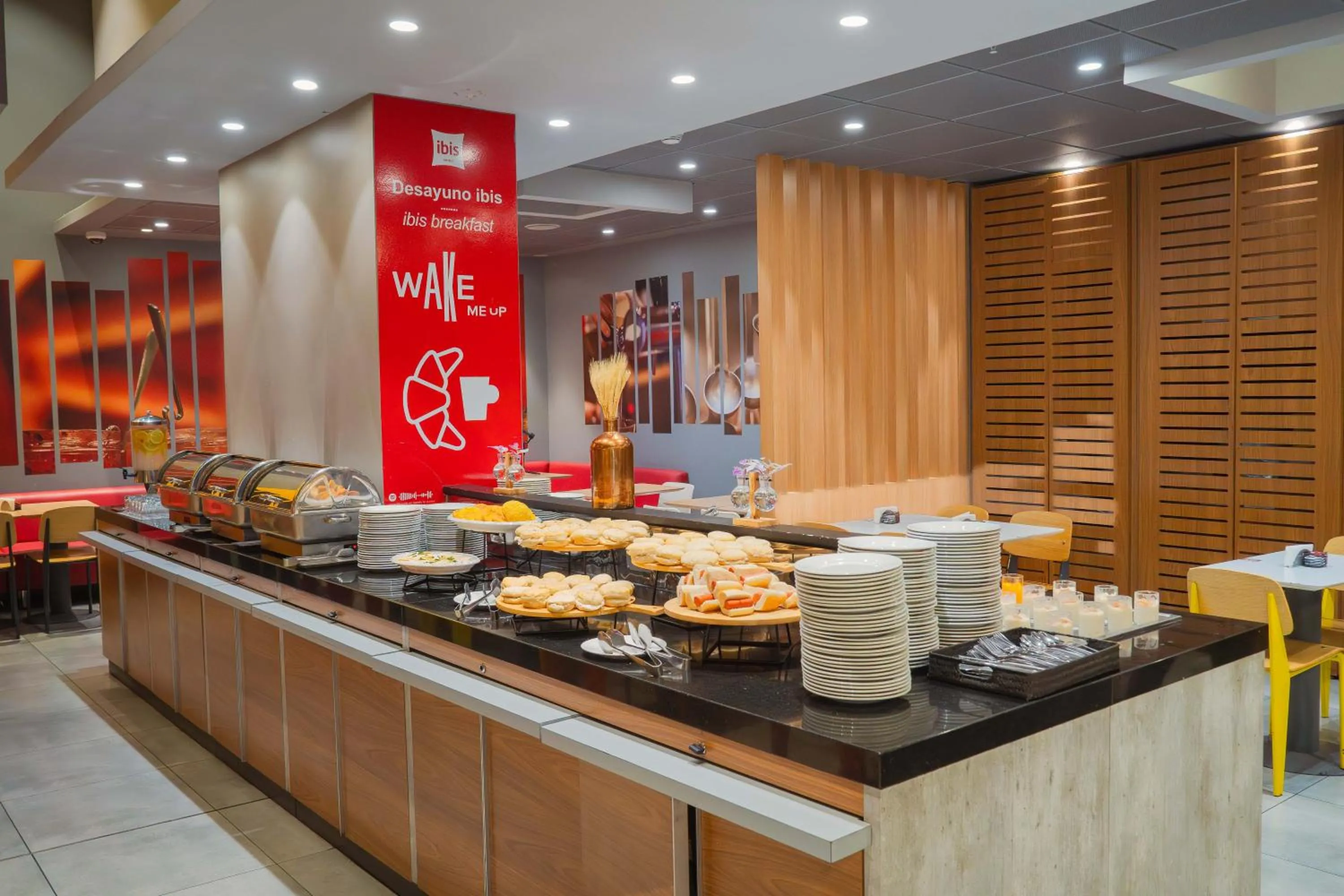 Restaurant/places to eat in ibis Copiapo