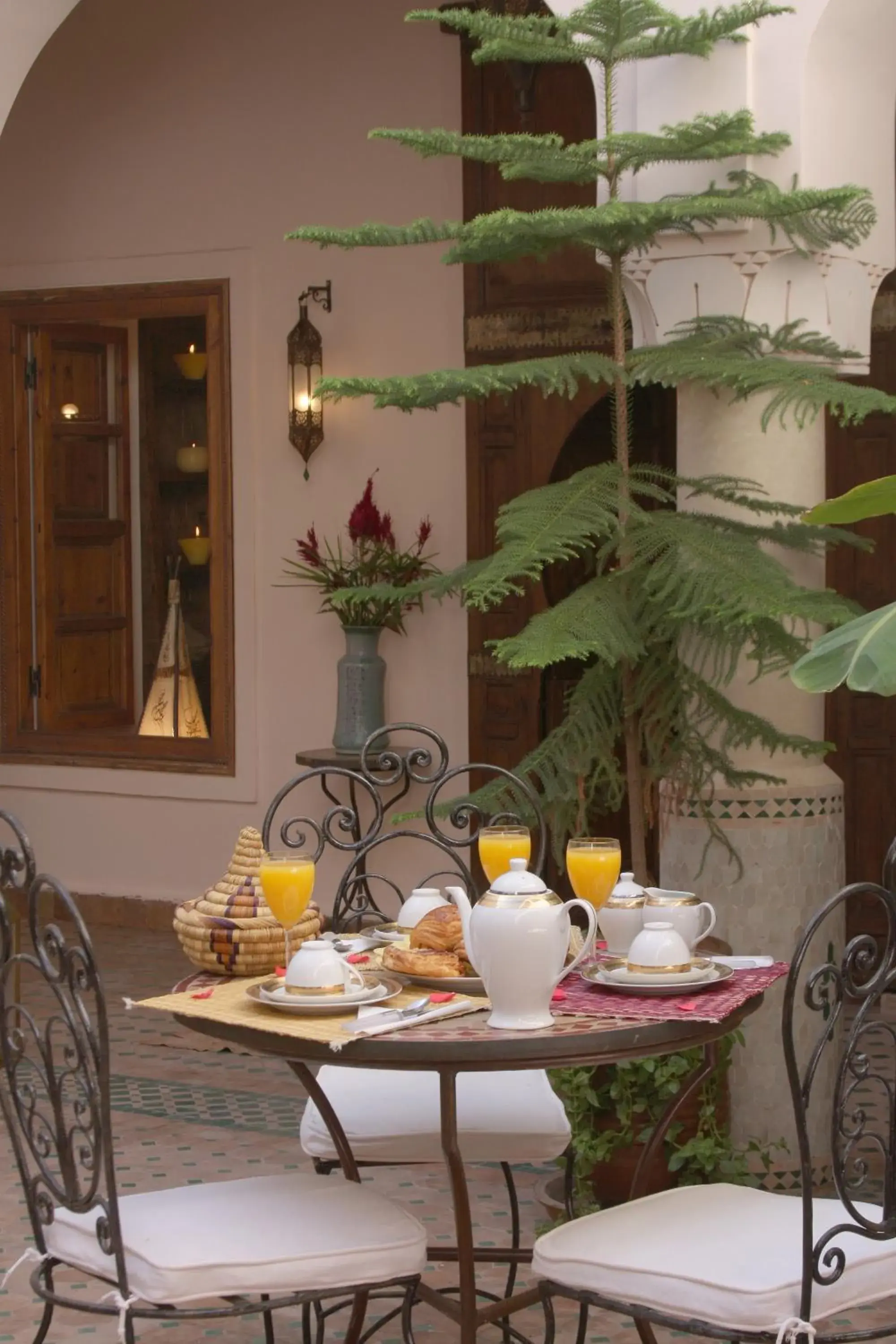 Idrisside Double Room in Riad Cannelle Idrisside Double Room in Riad Cannelle