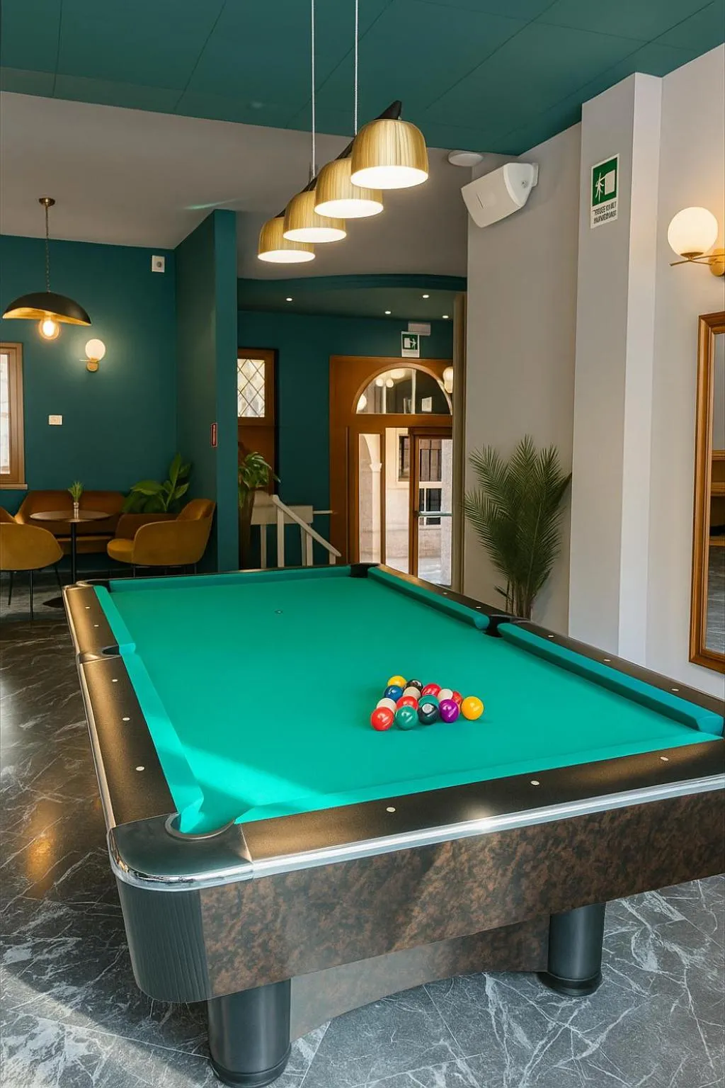 Billiard in Hotel Astoria