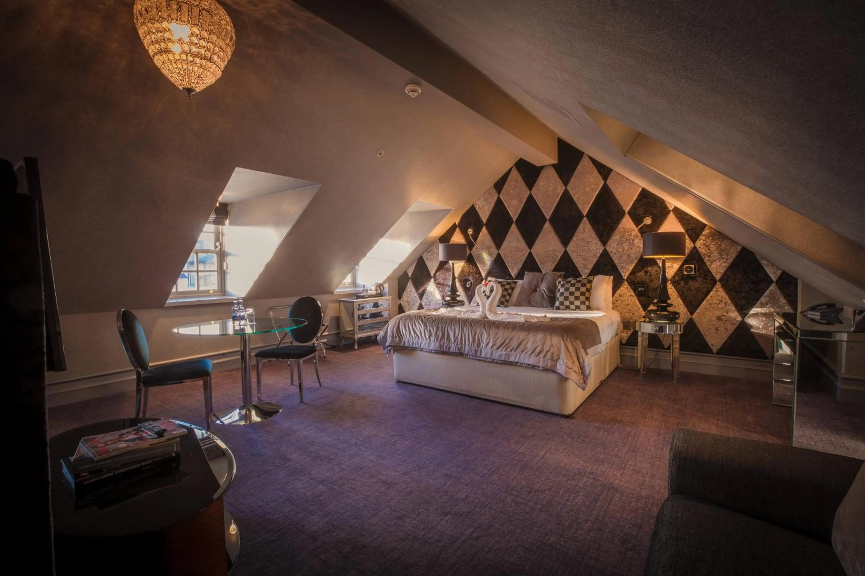 Bedroom in Me & Mrs Jones