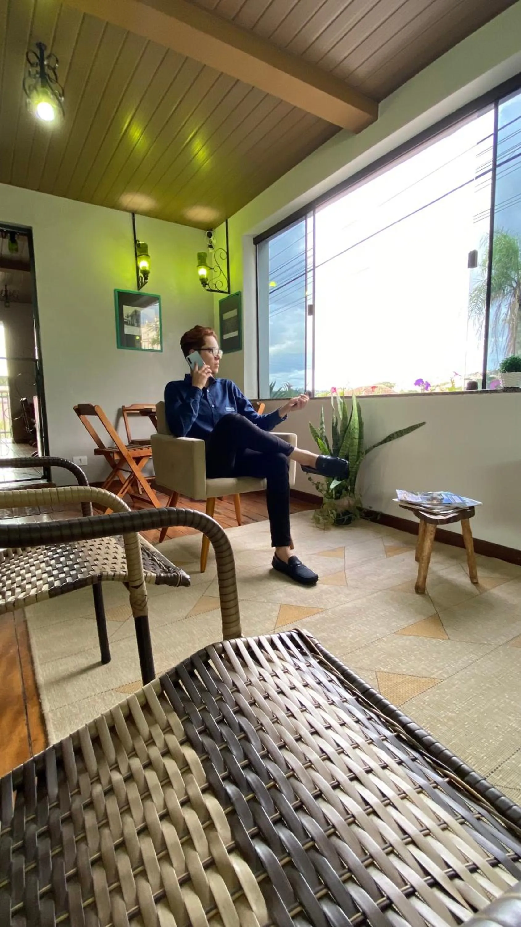 People in Queiroz Palace Hotel