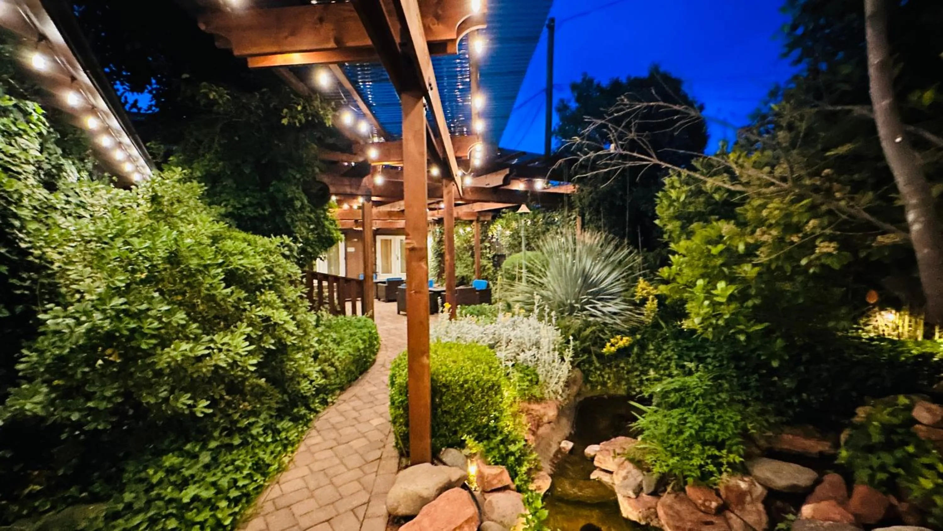 Lantern Light Inn - Romantic Getaway