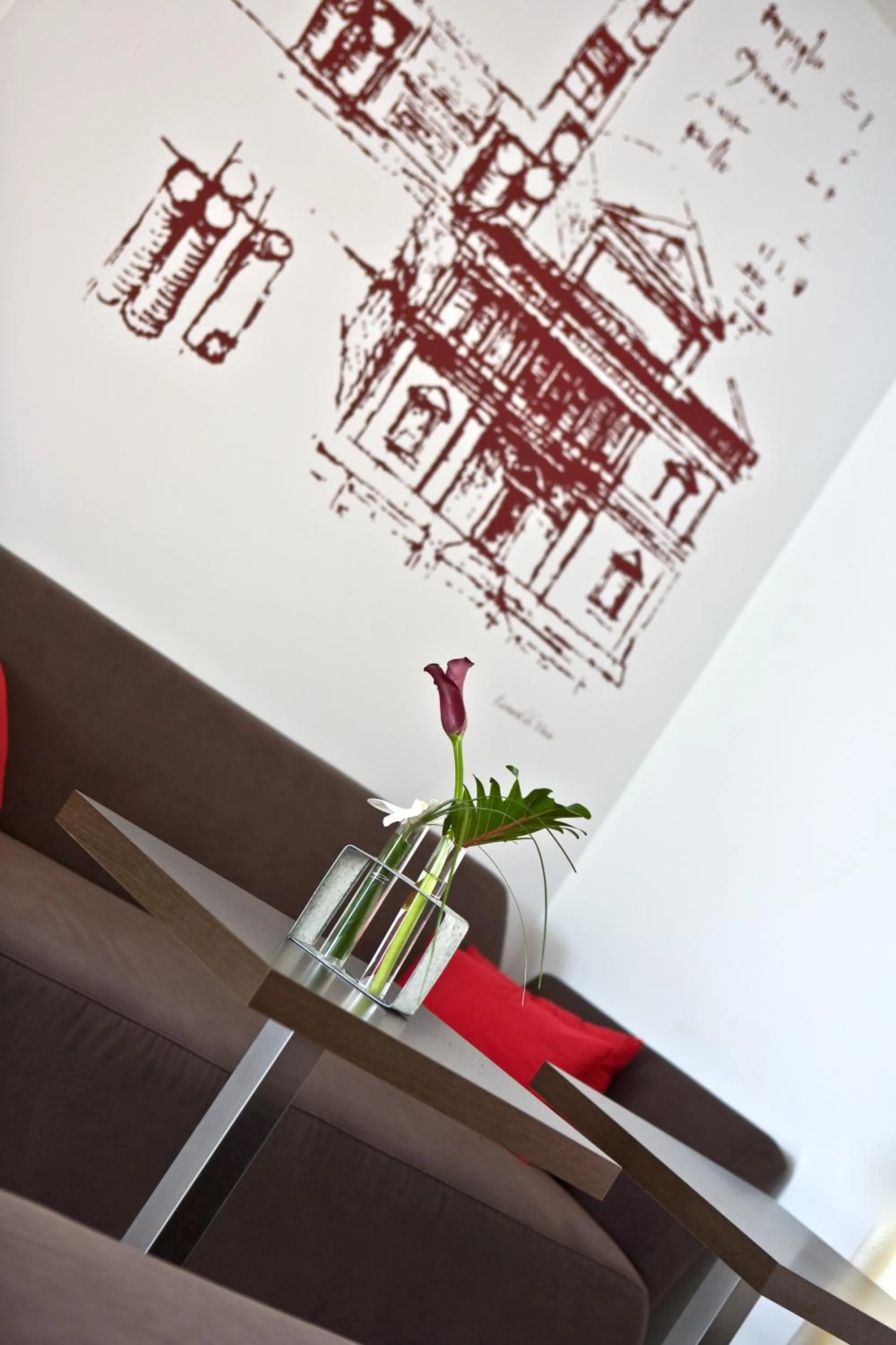 Lounge or bar in Best Western Plus Villa Saint Antoine Hotel & Spa