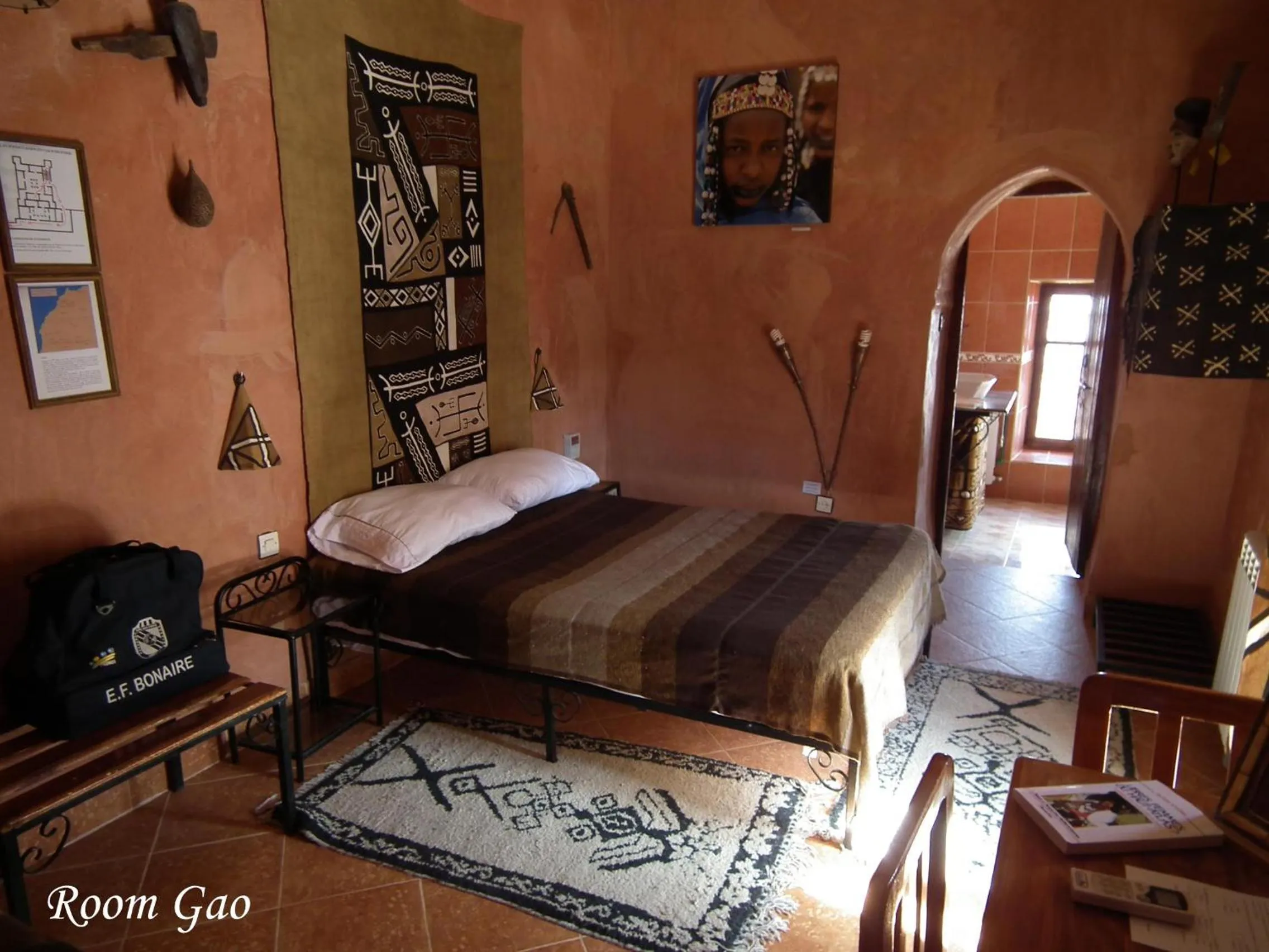 Bed in Hotel Tomboctou