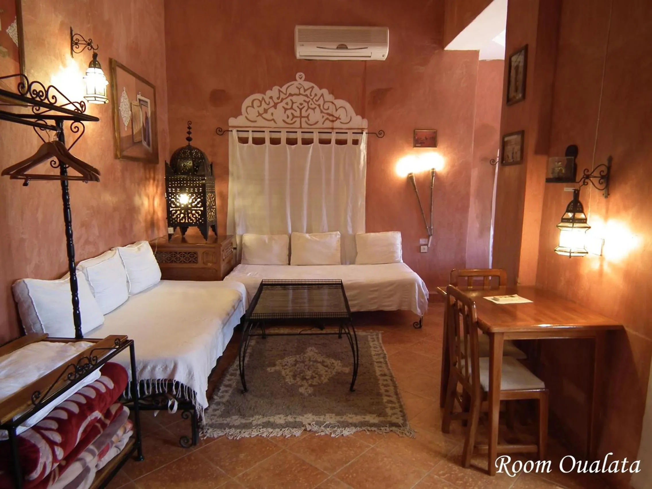 Photo of the whole room, Bed in Hotel Tomboctou