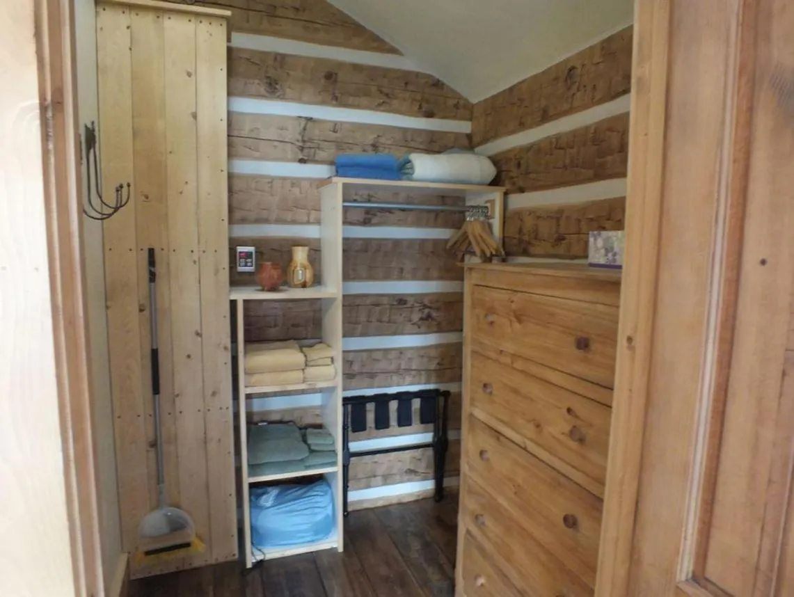 Riverside Meadows Cabins