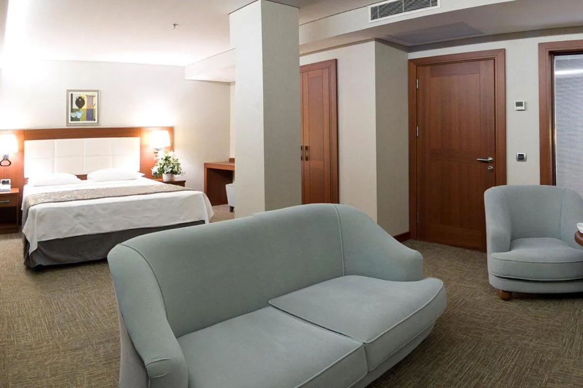 Bed in Innpera Hotel