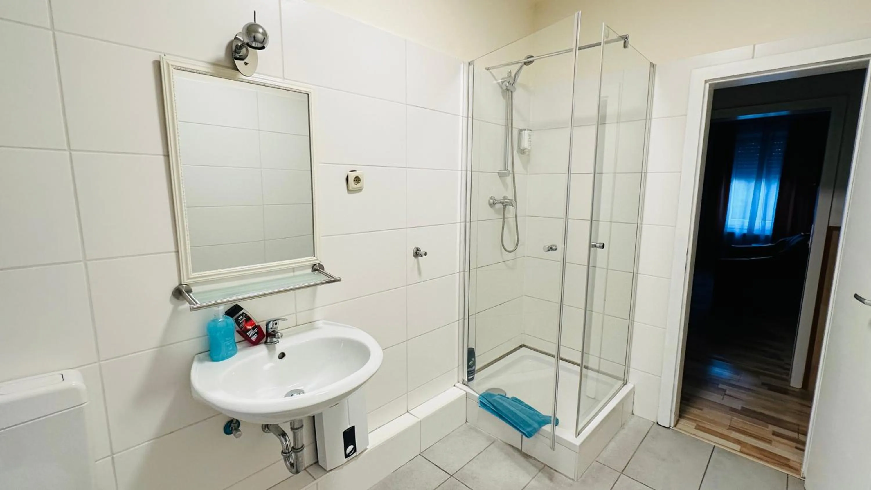 Bathroom in Hotel am Freihafen