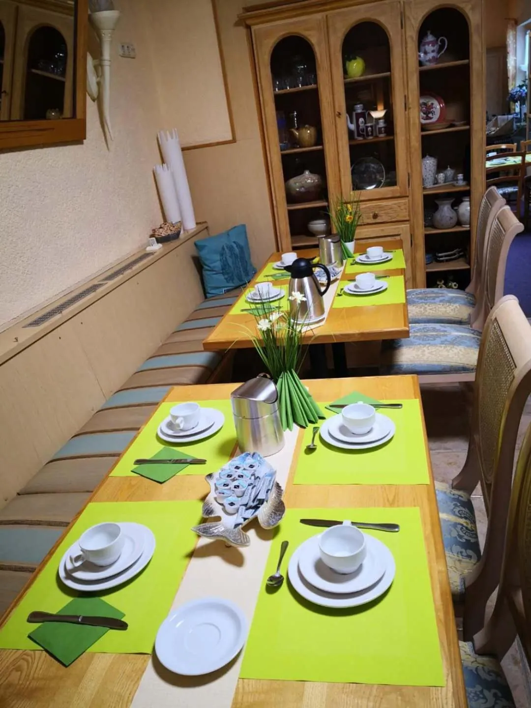 Restaurant/places to eat in Hotel am Freihafen