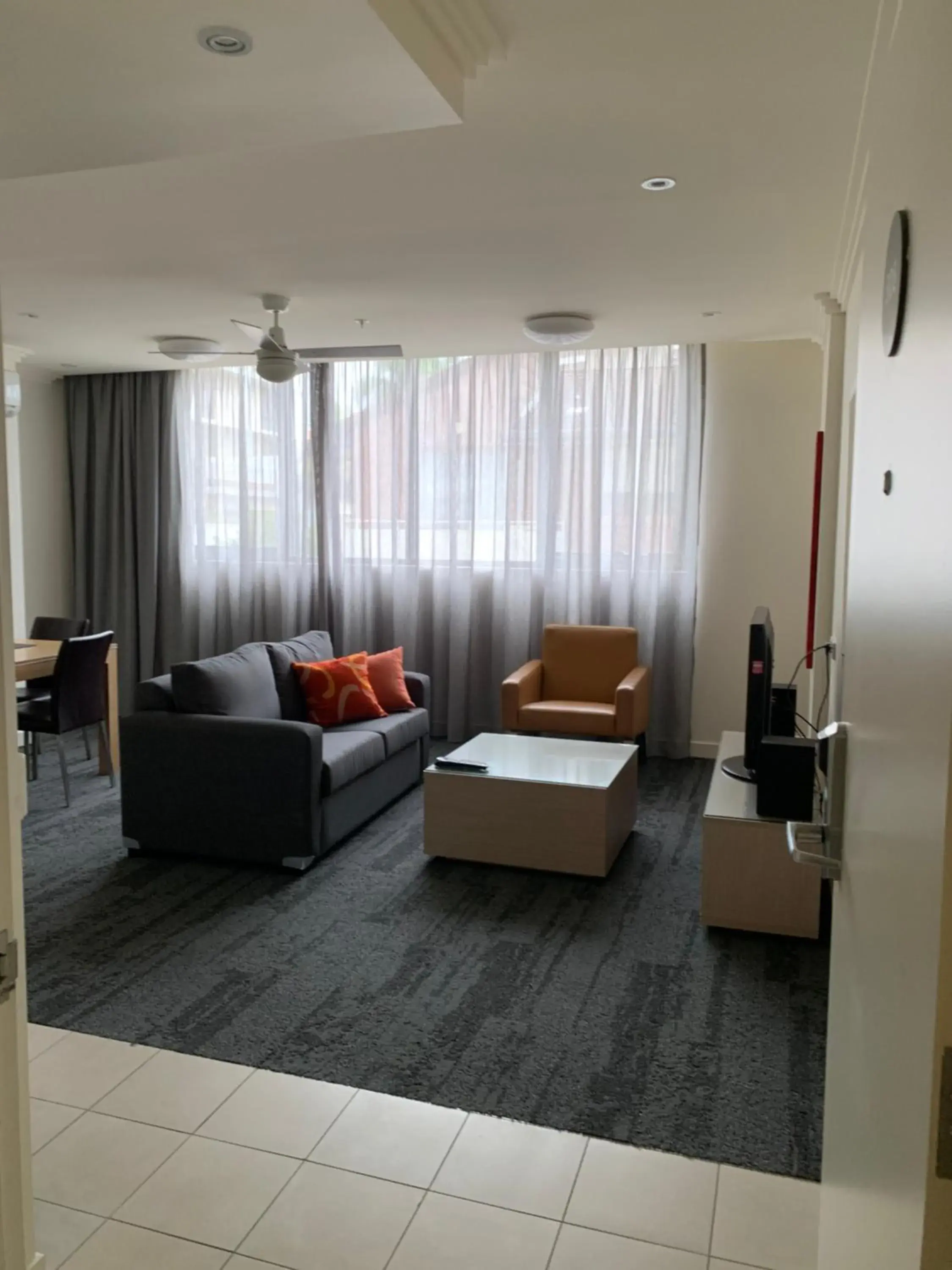 One Bedroom Accessible Apartment in Hotel Diana South Brisbane One Bedroom Accessible Apartment in Hotel Diana South Brisbane