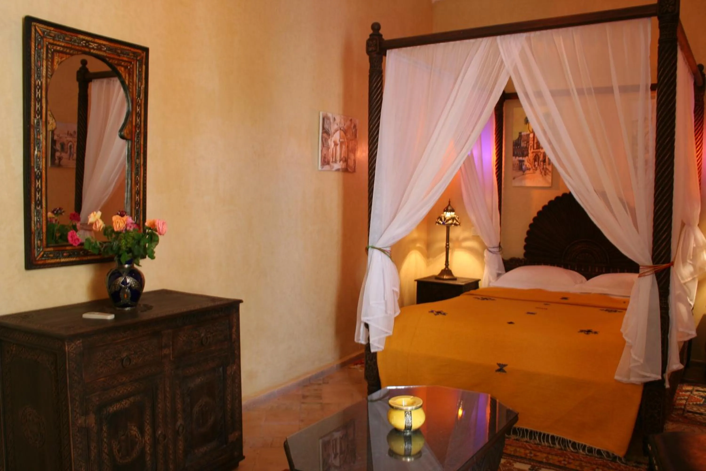 Photo of the whole room, Bed in Riad Sofia