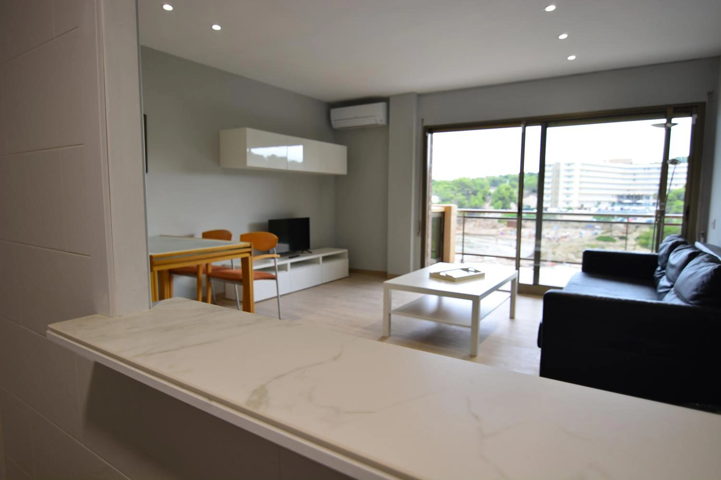TV and multimedia in Saval Cala Font