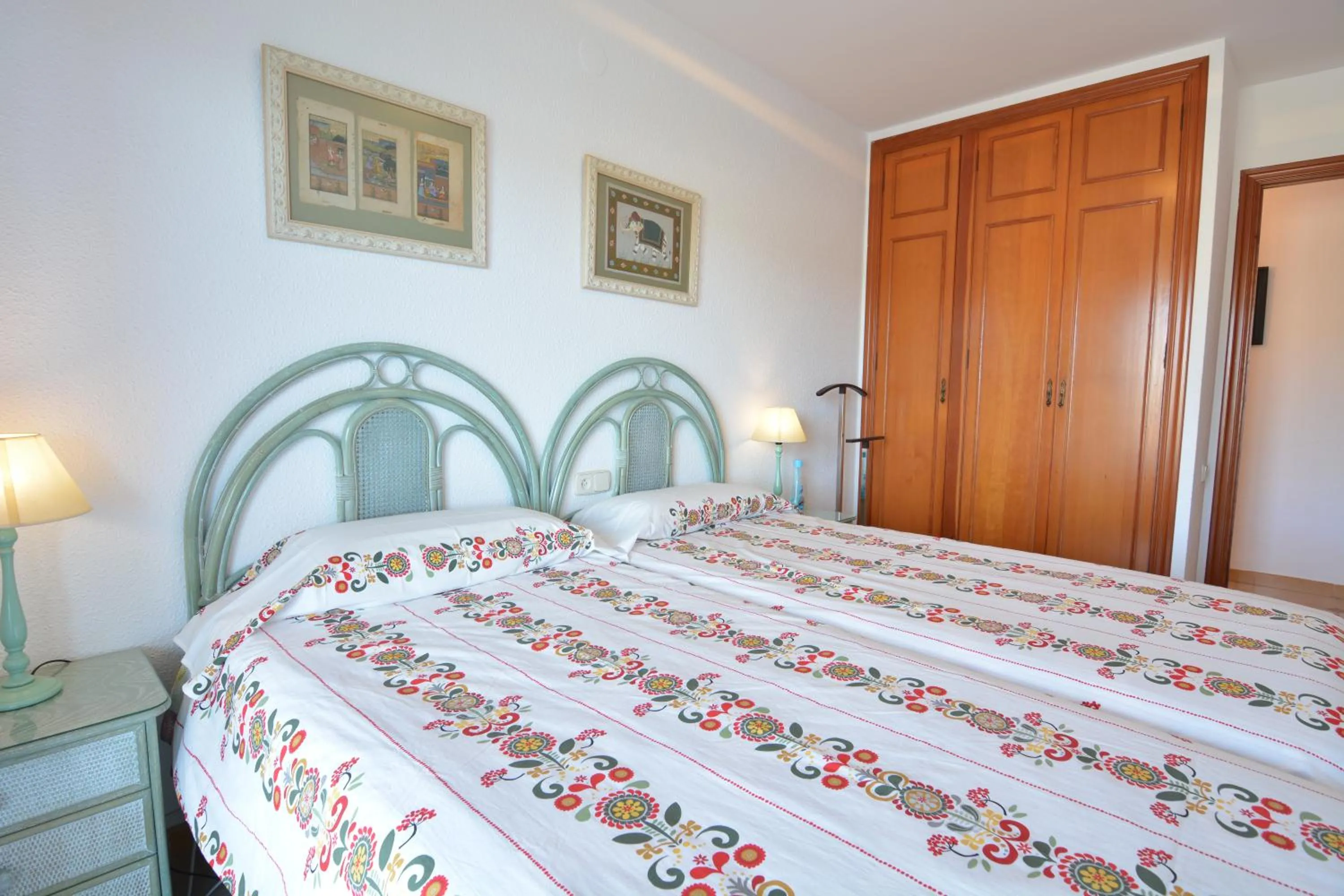 Bedroom, Bed in Saval Cala Font