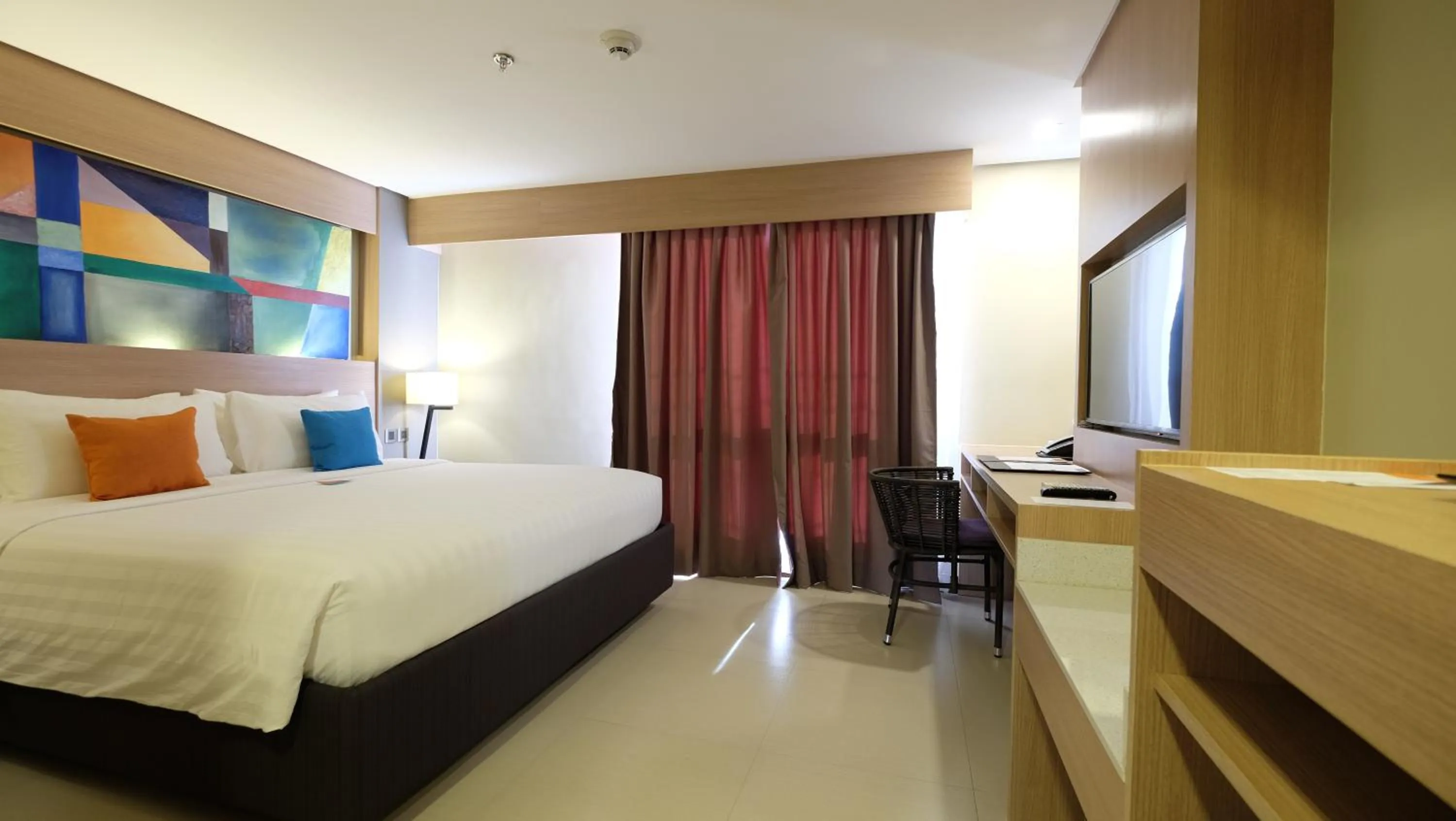 Bed in Altabriza Resort Boracay