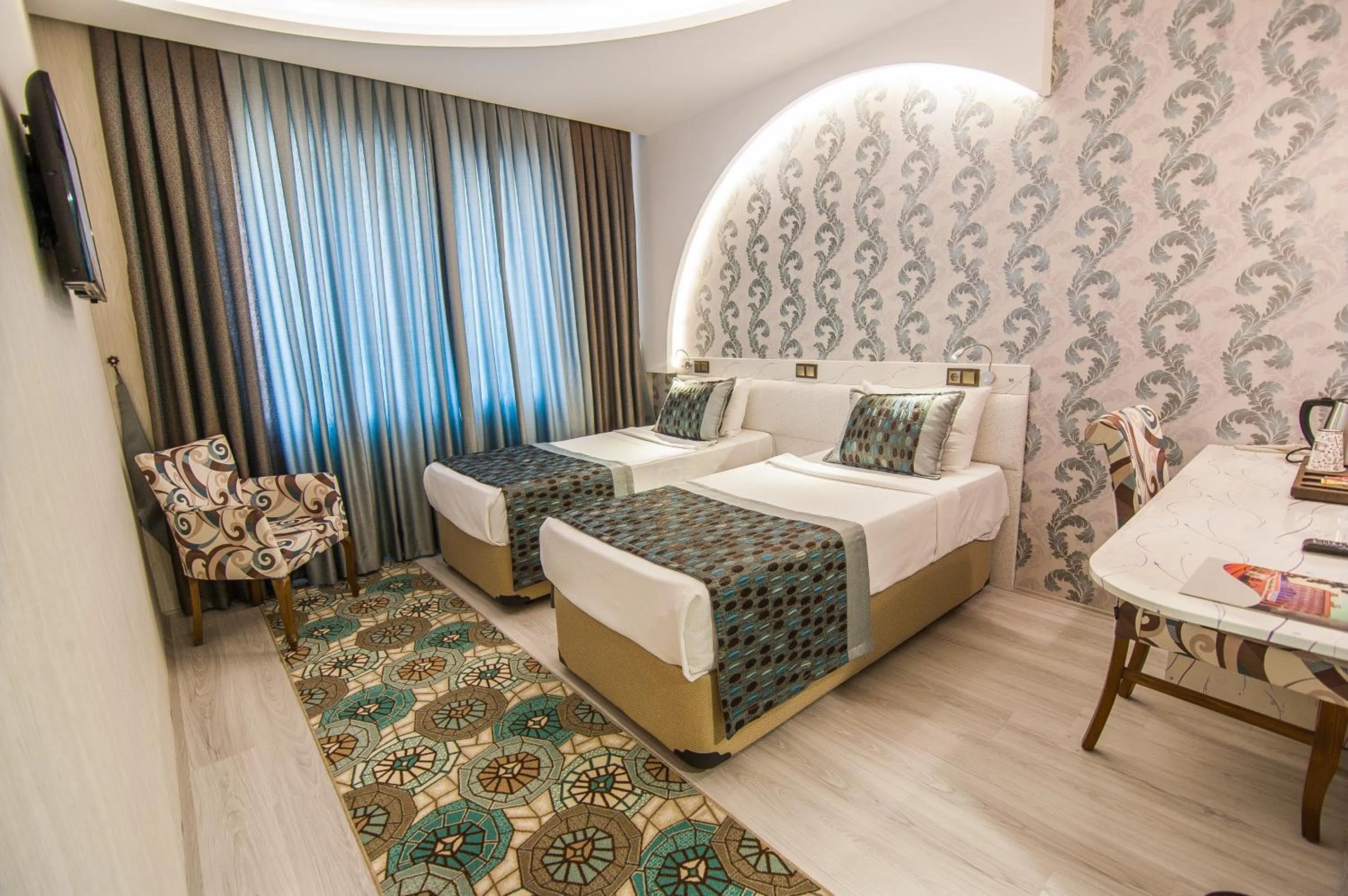 Photo of the whole room, Bed in Dündar Hotel