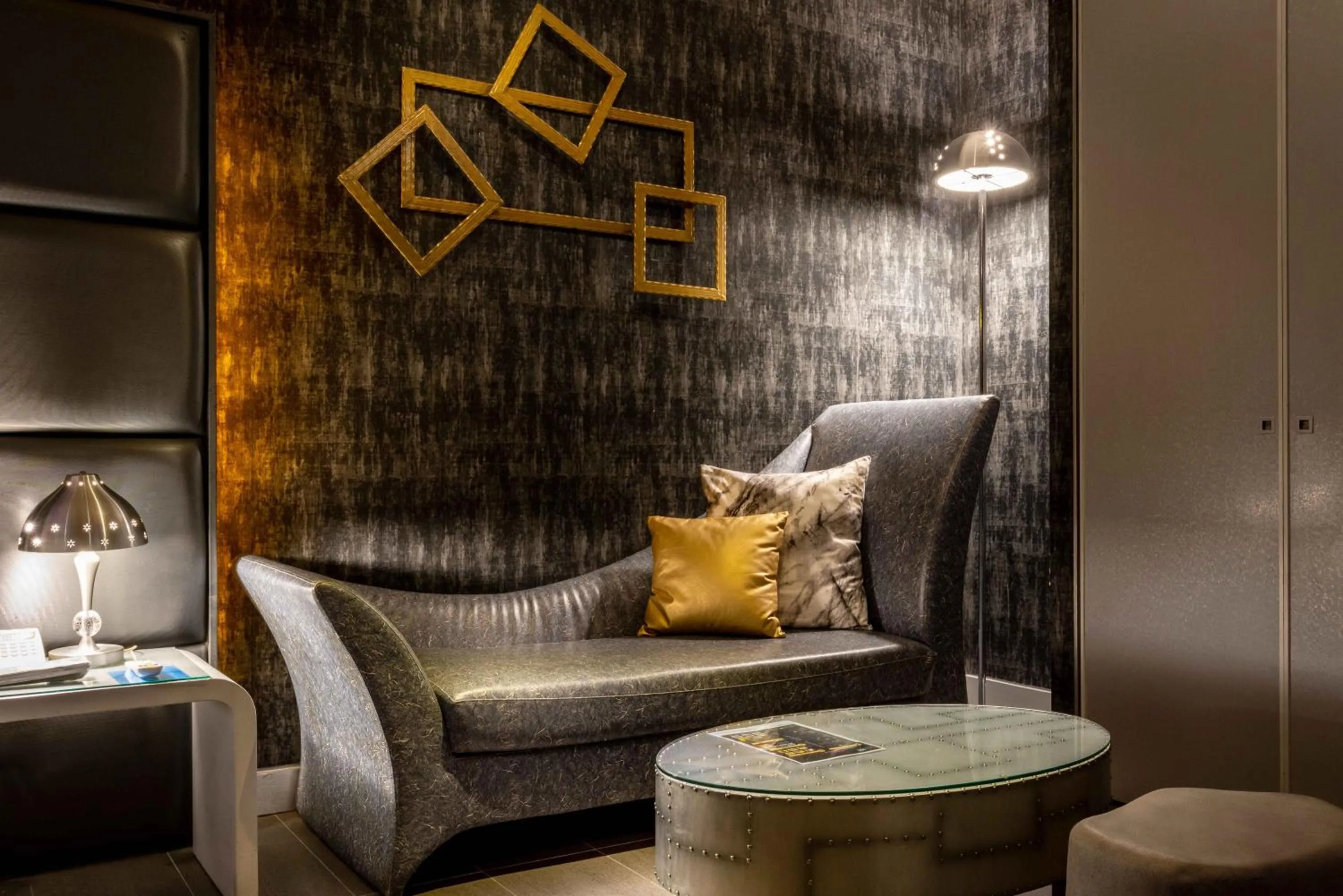 Living room in Vogue Boutique Motel