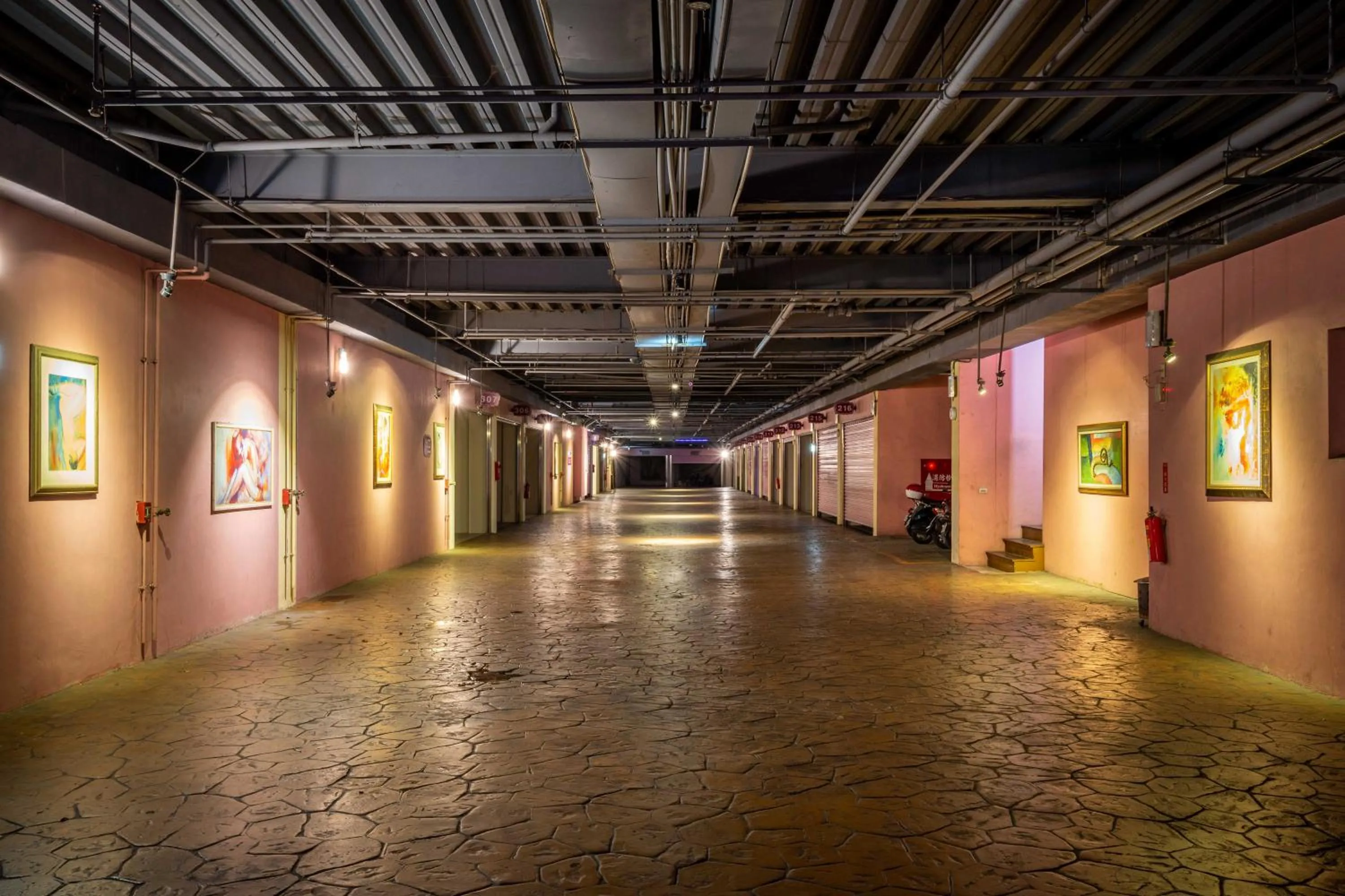 Area and facilities in Vogue Boutique Motel