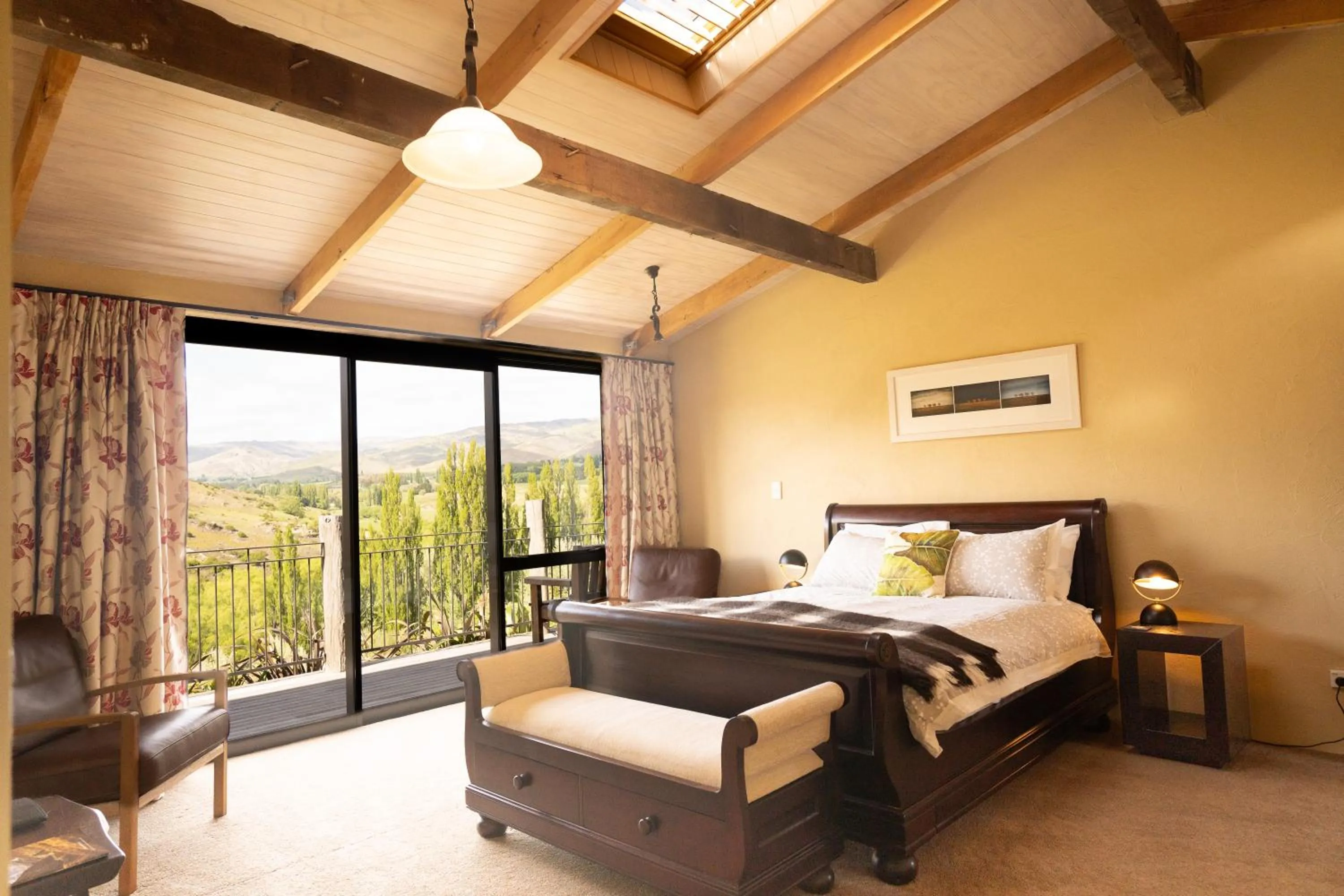 Bed in Bannockburn House